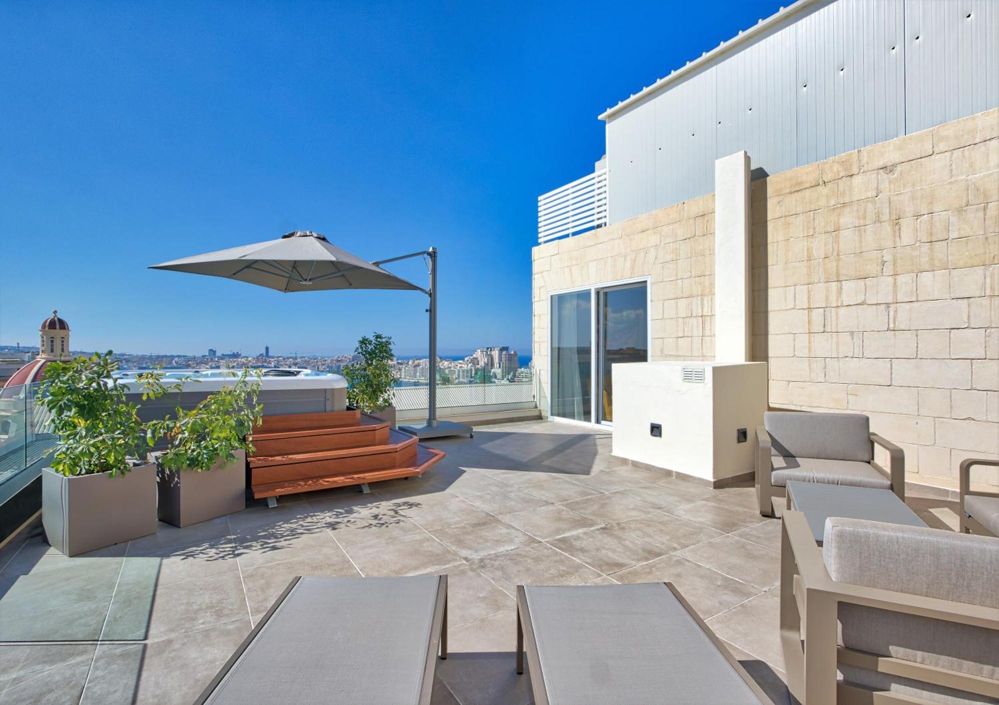 Suite Hot Tub