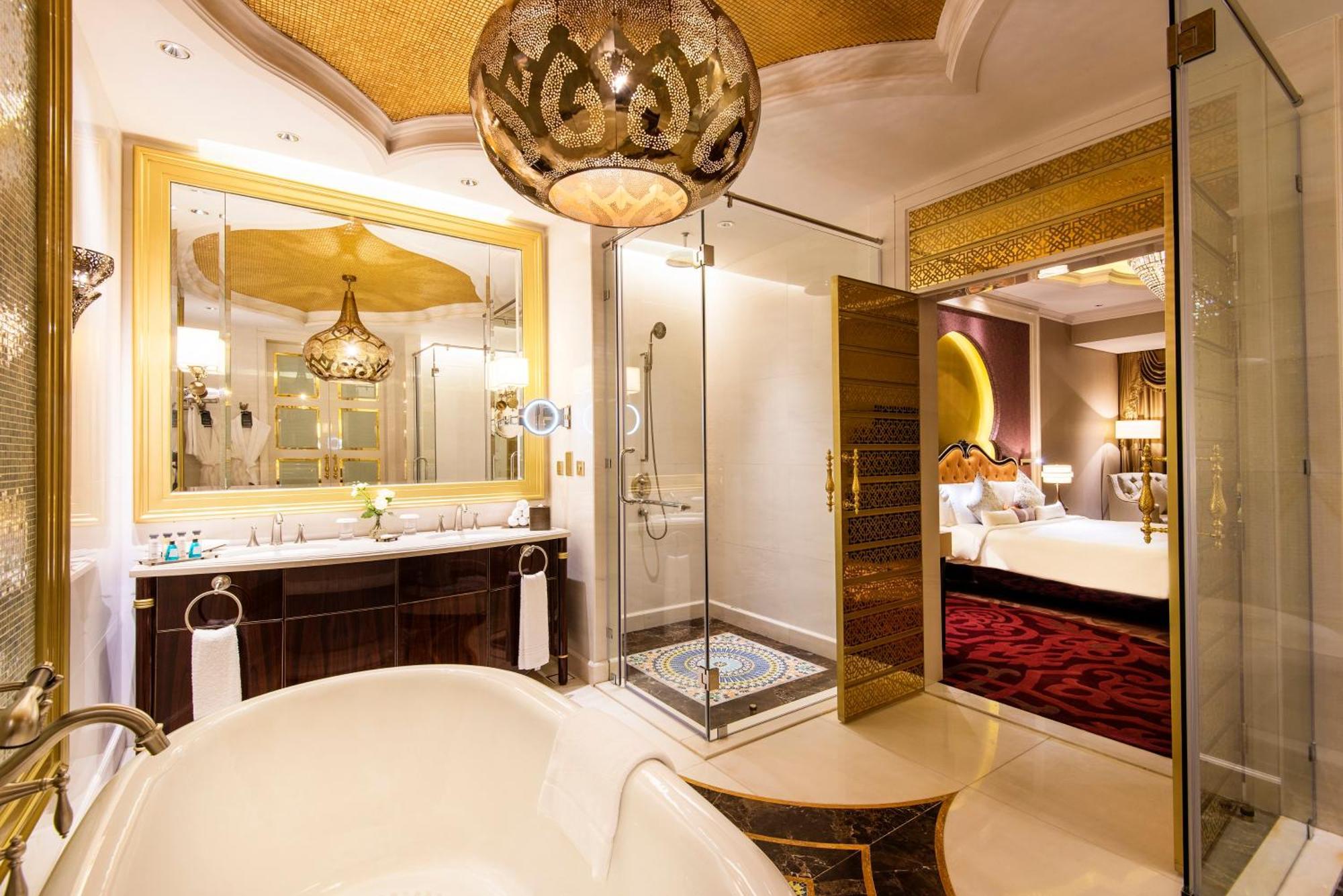 Royal Suite