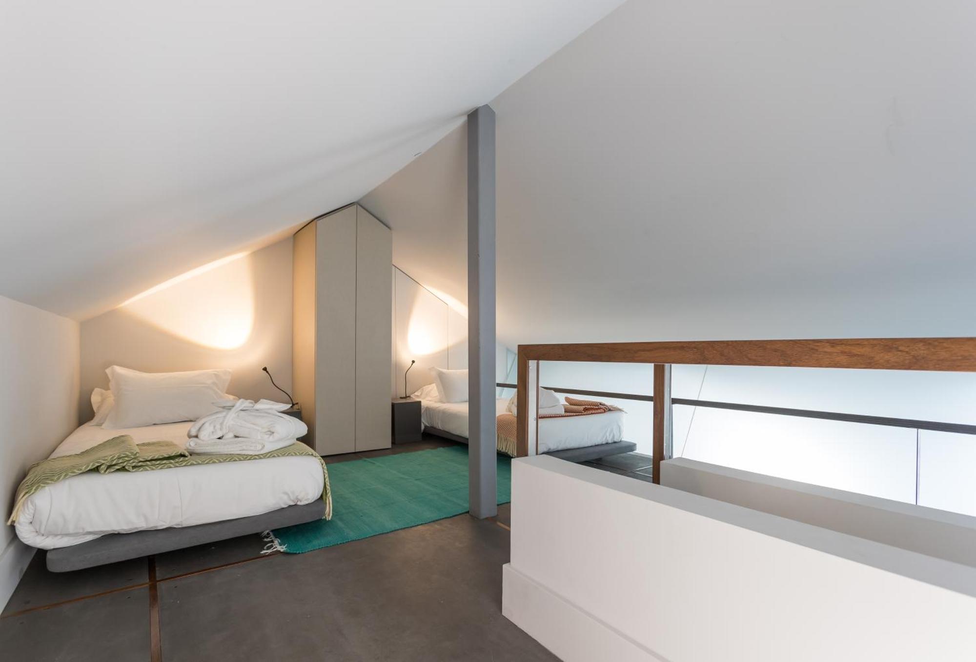 Superior Penthouse Apartment