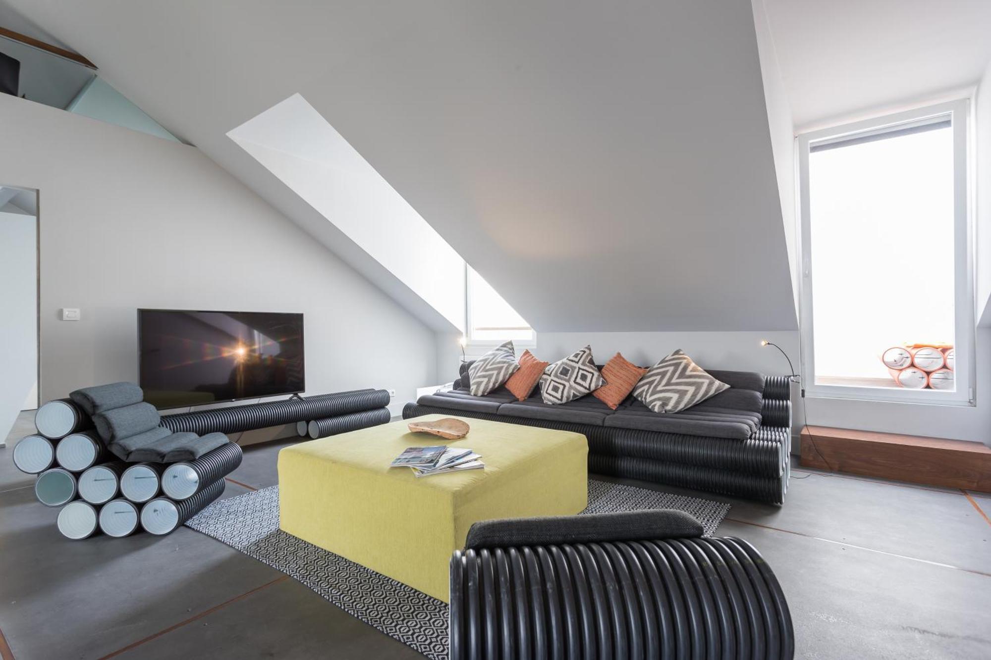 Superior Penthouse Apartment