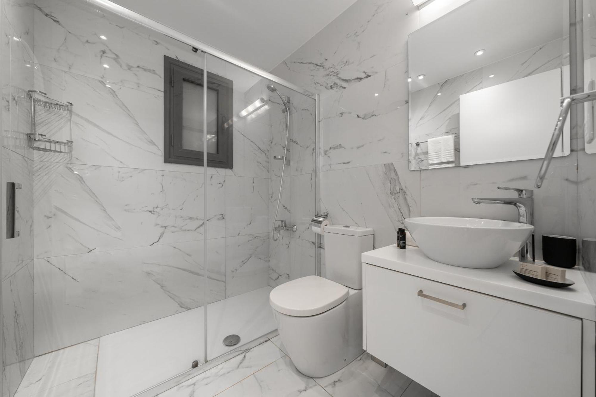 Superior One-bedroom Apartment