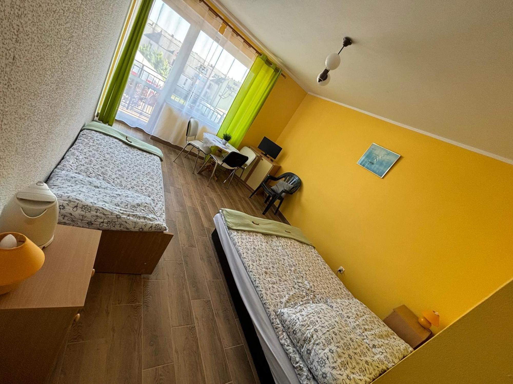 Pokój trzyosobowy z widokiem na morze