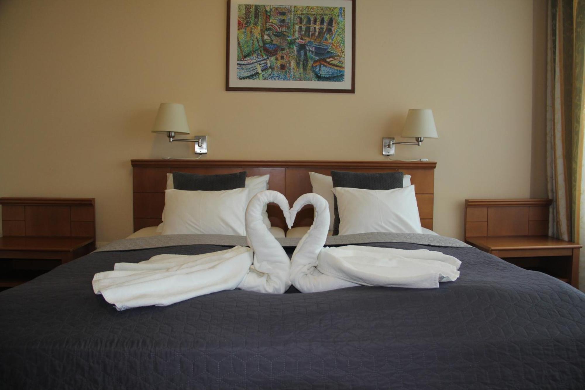 One-Bedroom Suite
