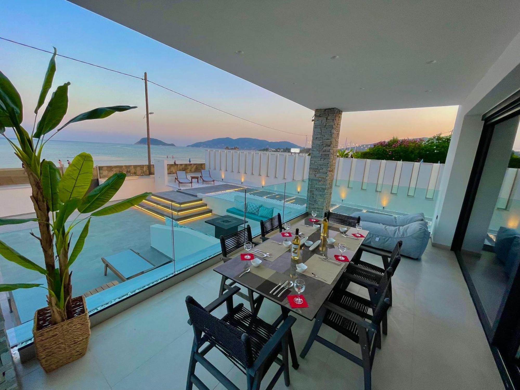 Villa Beach Front