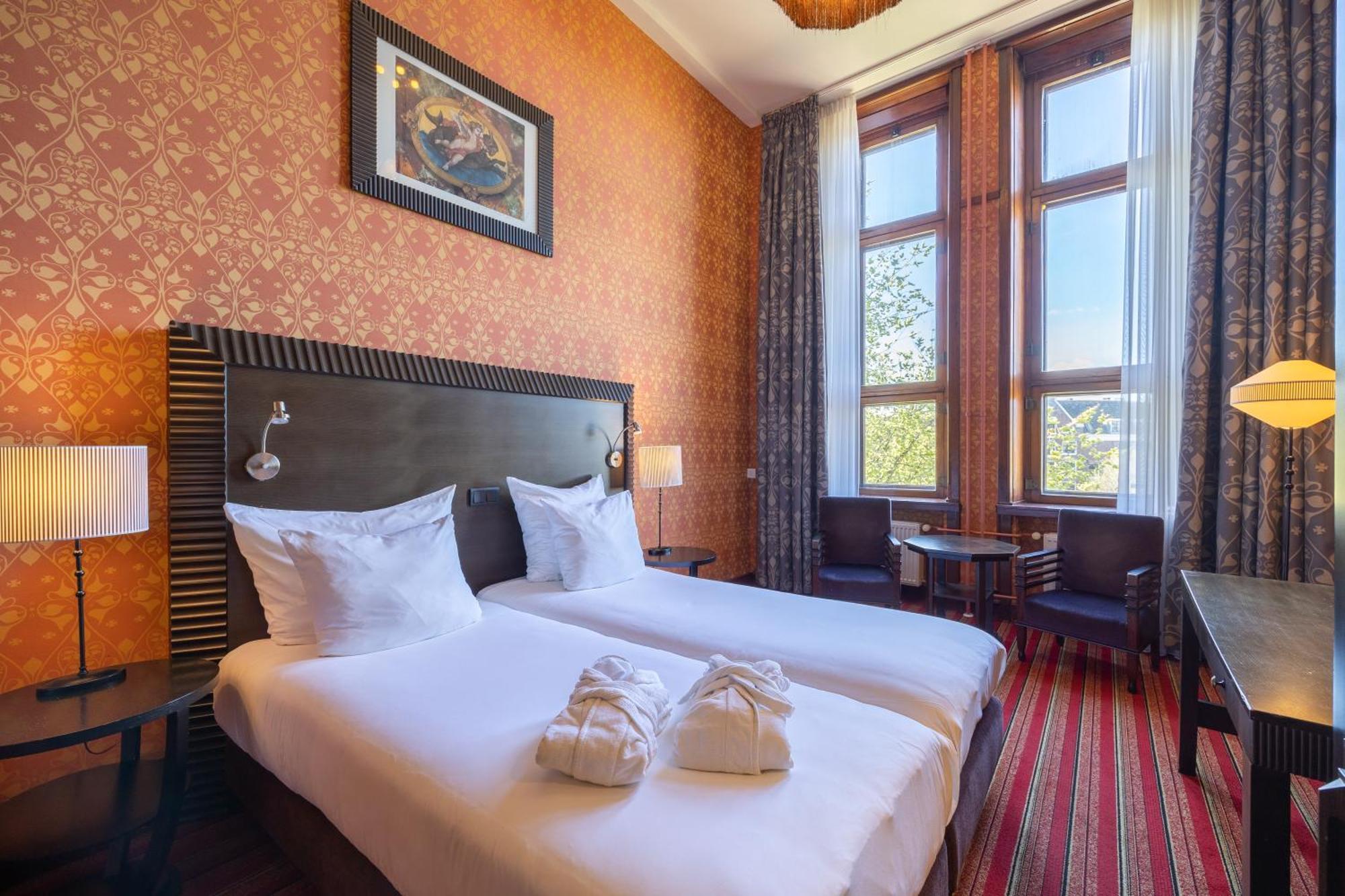 Superior Deluxe Room Canal View