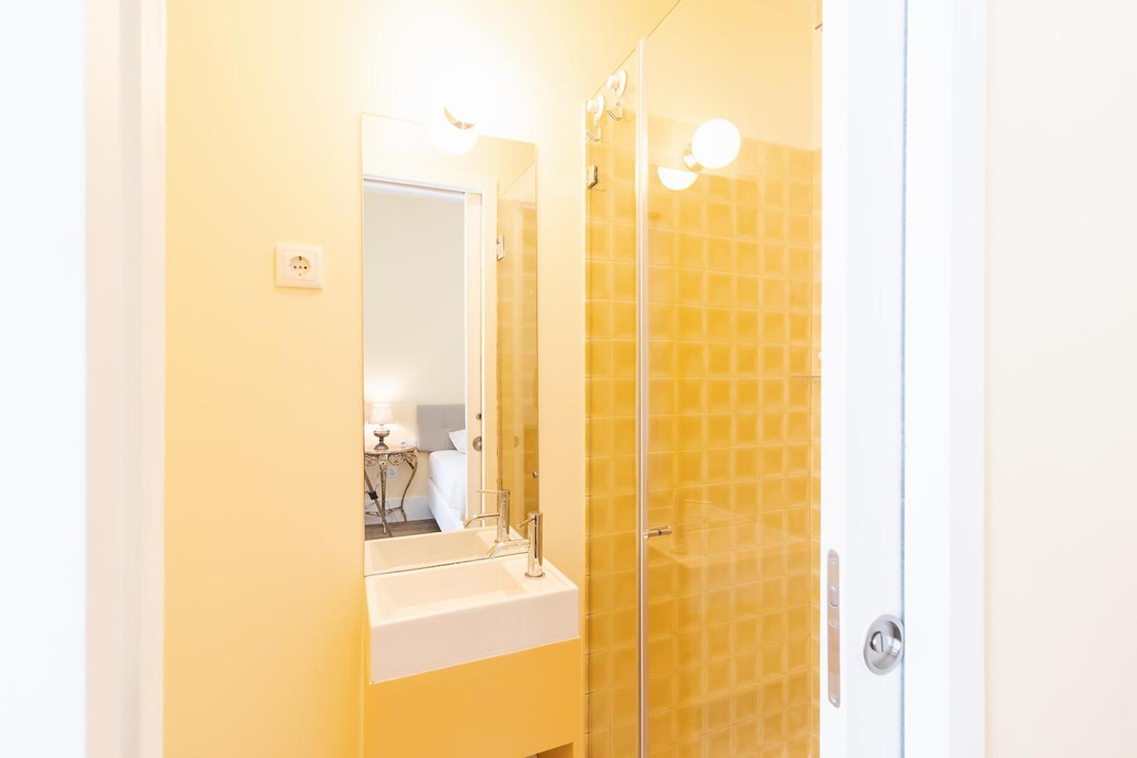 Double Room Private Bathroom