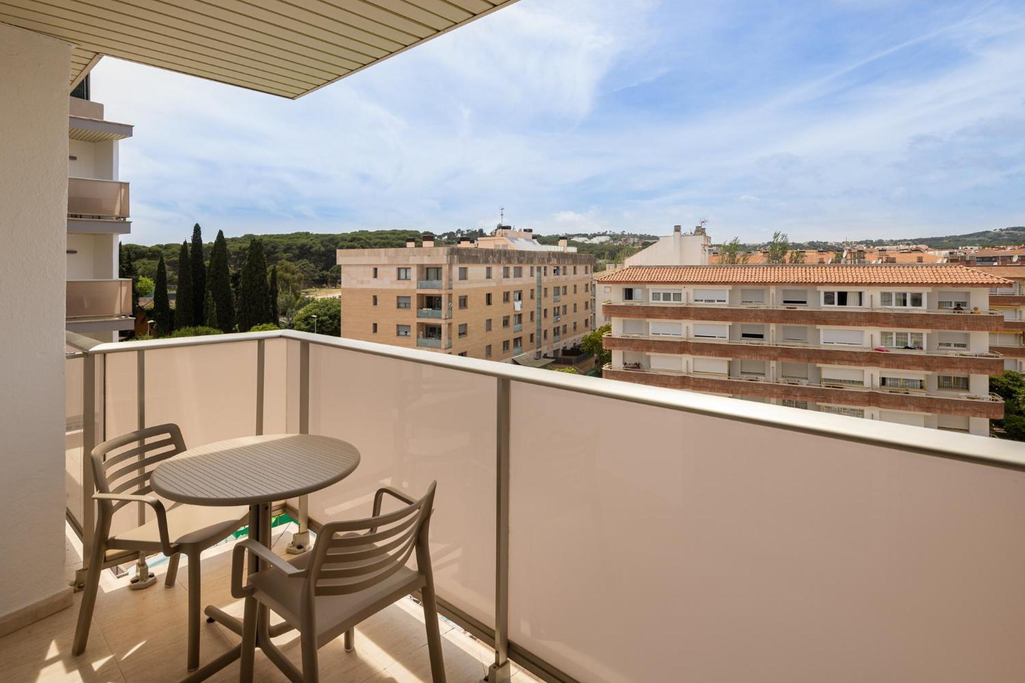 Apartament typu Suite z widokiem na basen