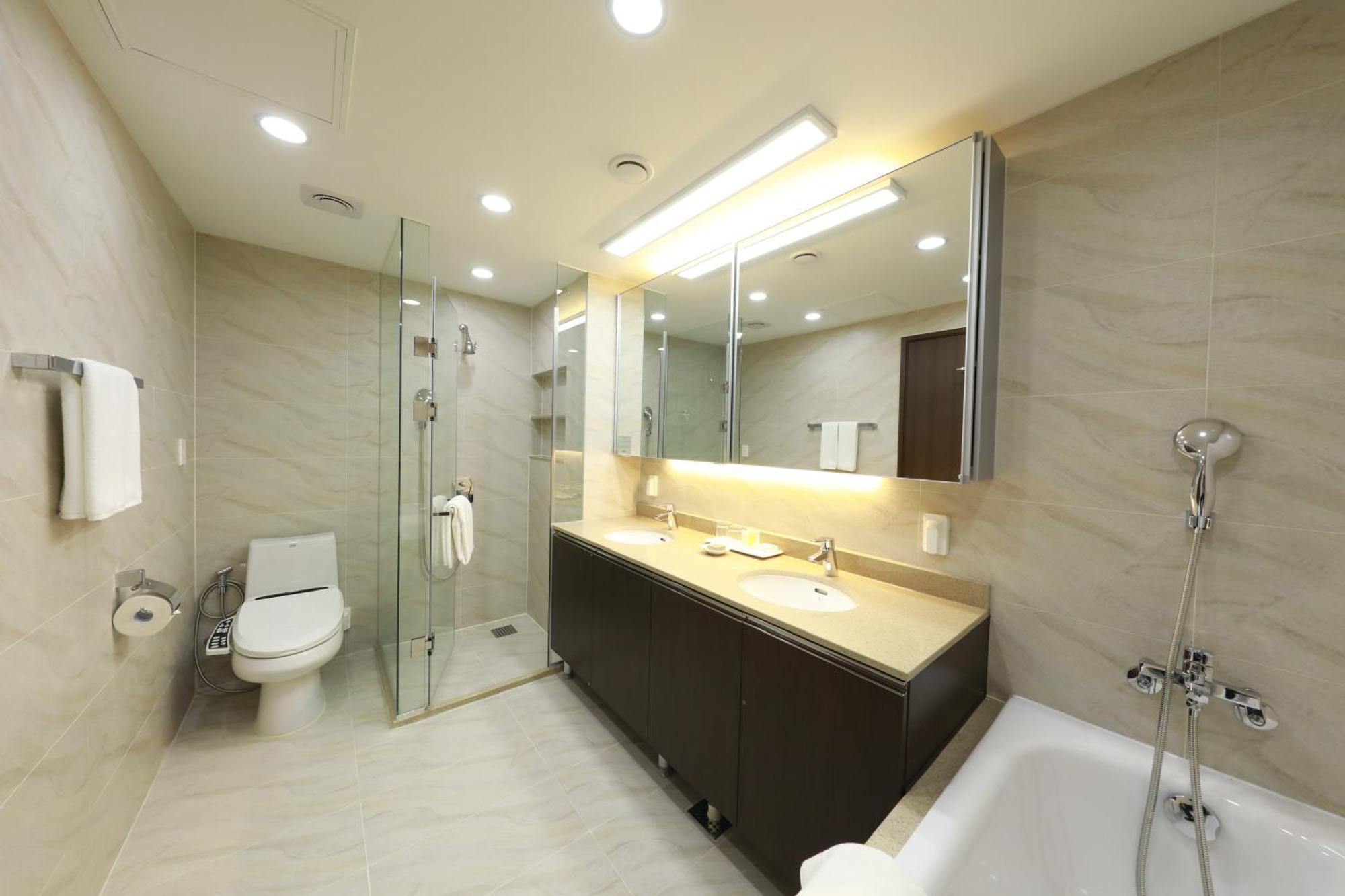 [ECO NO DAILY CLEANING] Two-Bedroom Premier Apartment 15~21floor 2 bathrooms