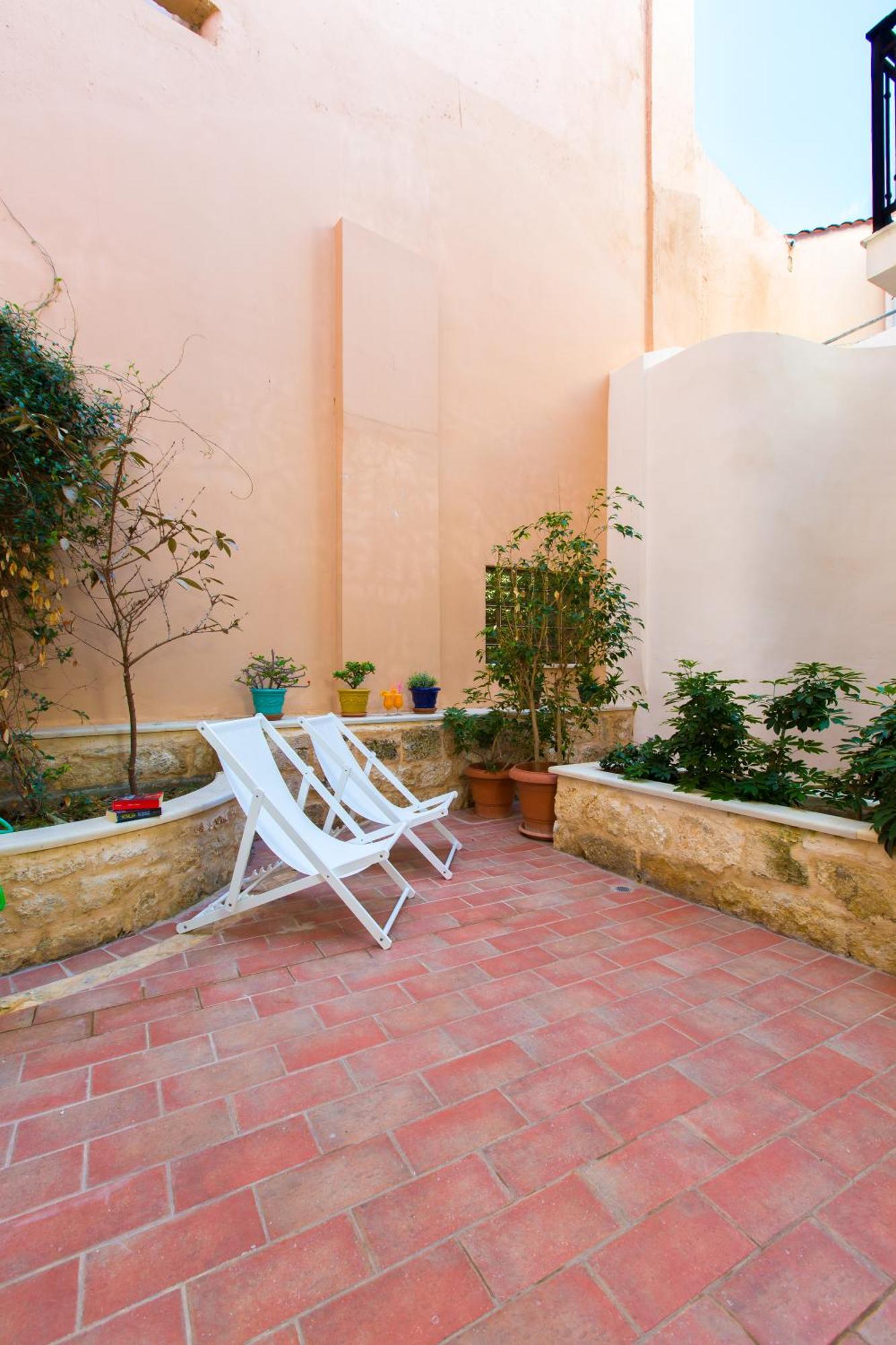 Double or Twin Room Adjoining Building
