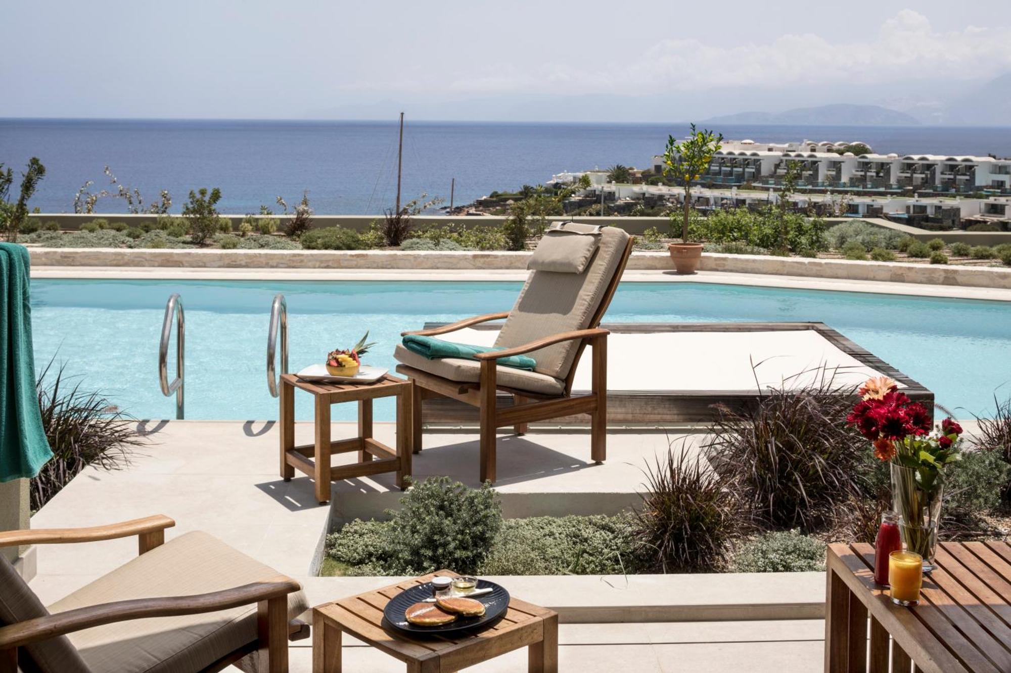 Premium Junior Suite Individual Pool