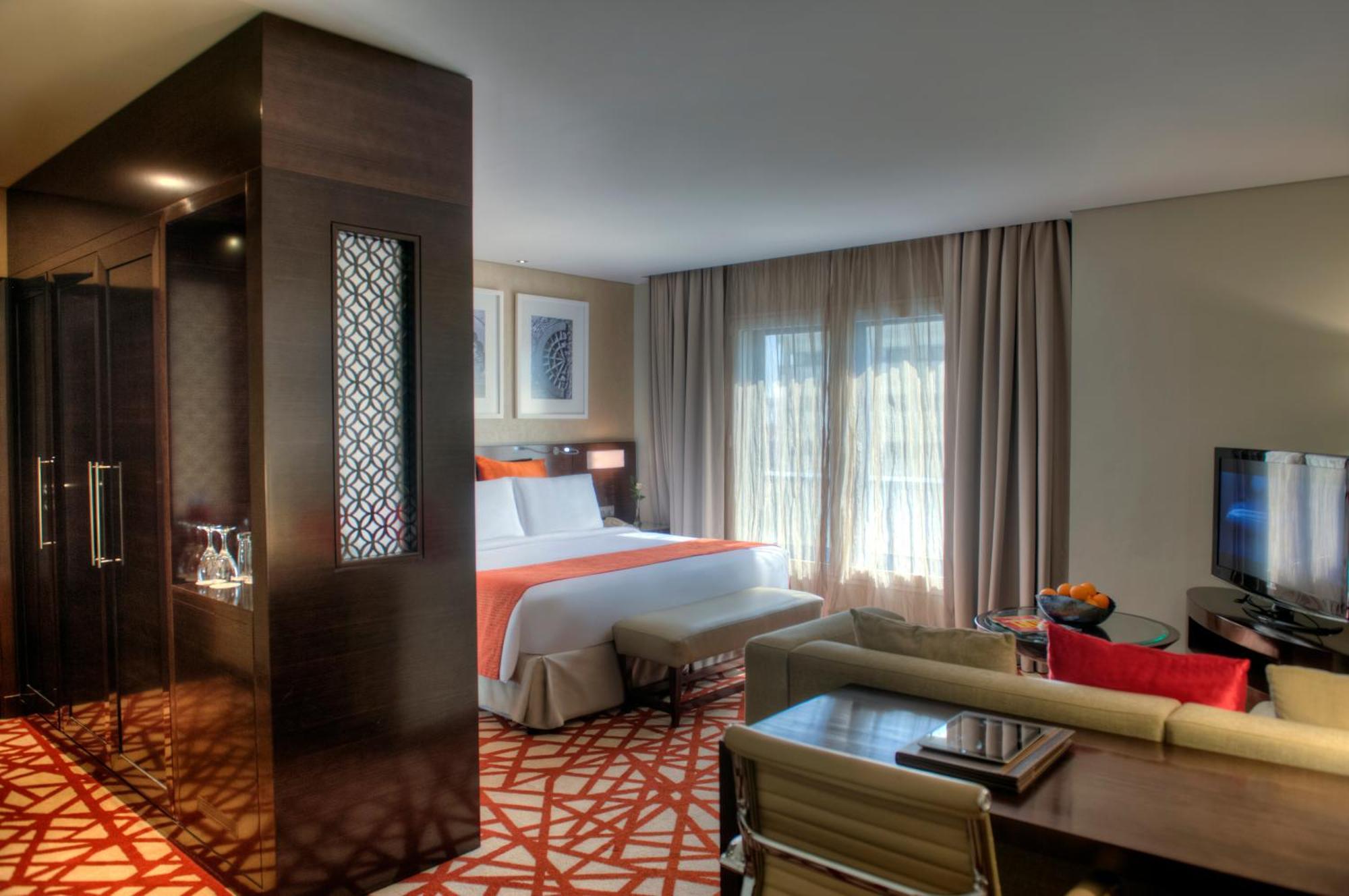 Junior King Suite