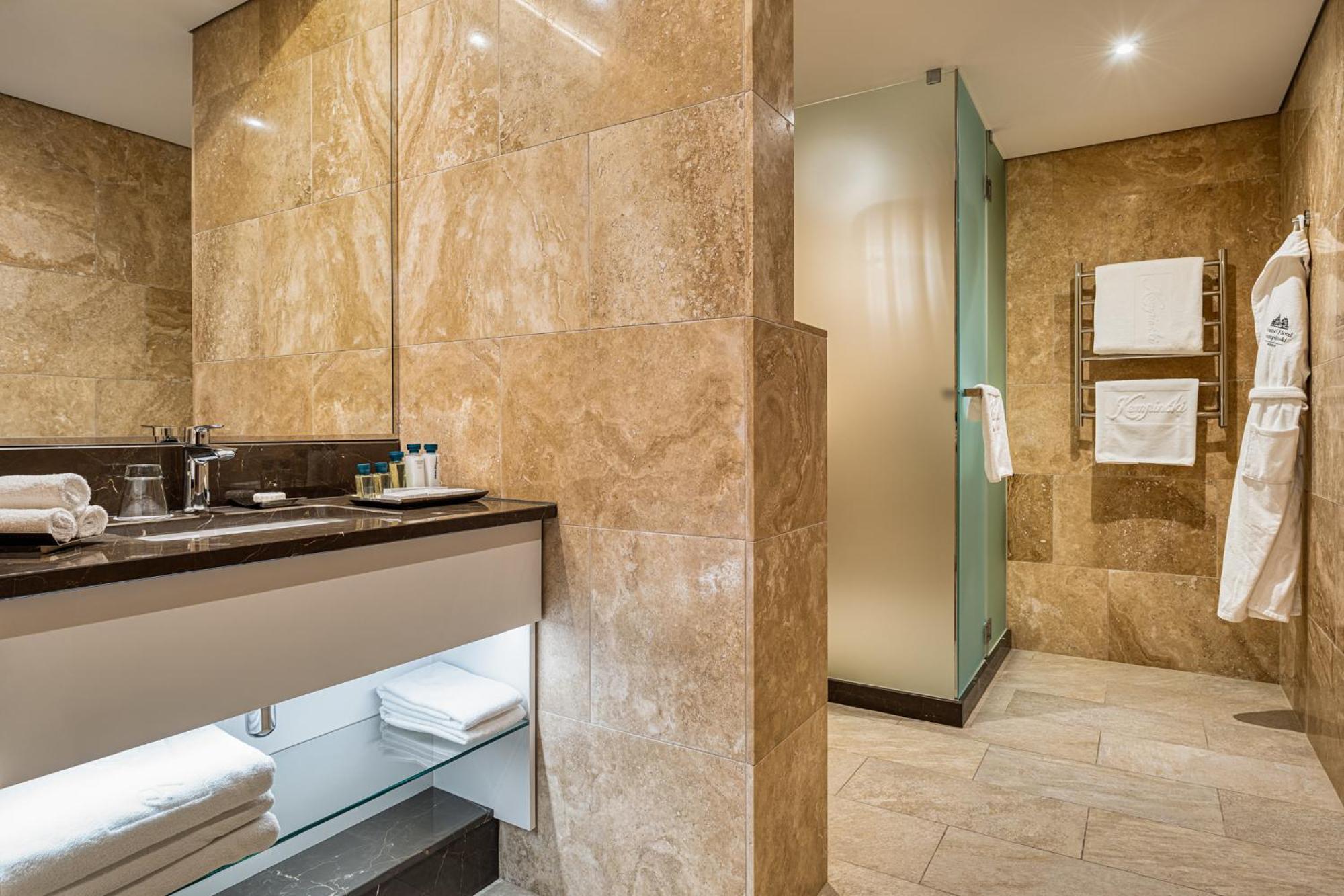 Superior One Bedroom Residence