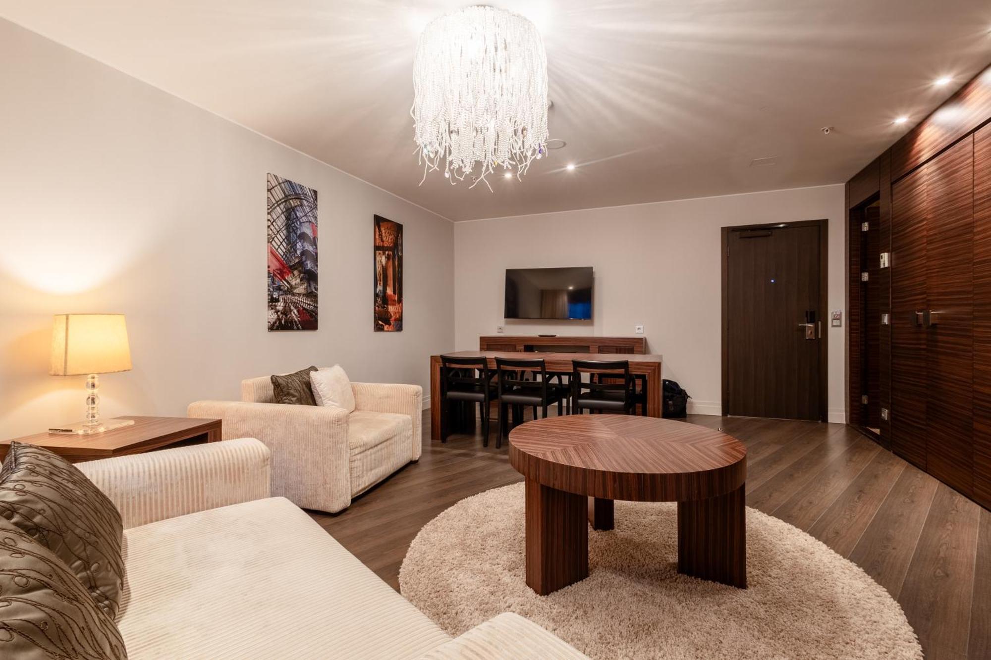 Suite