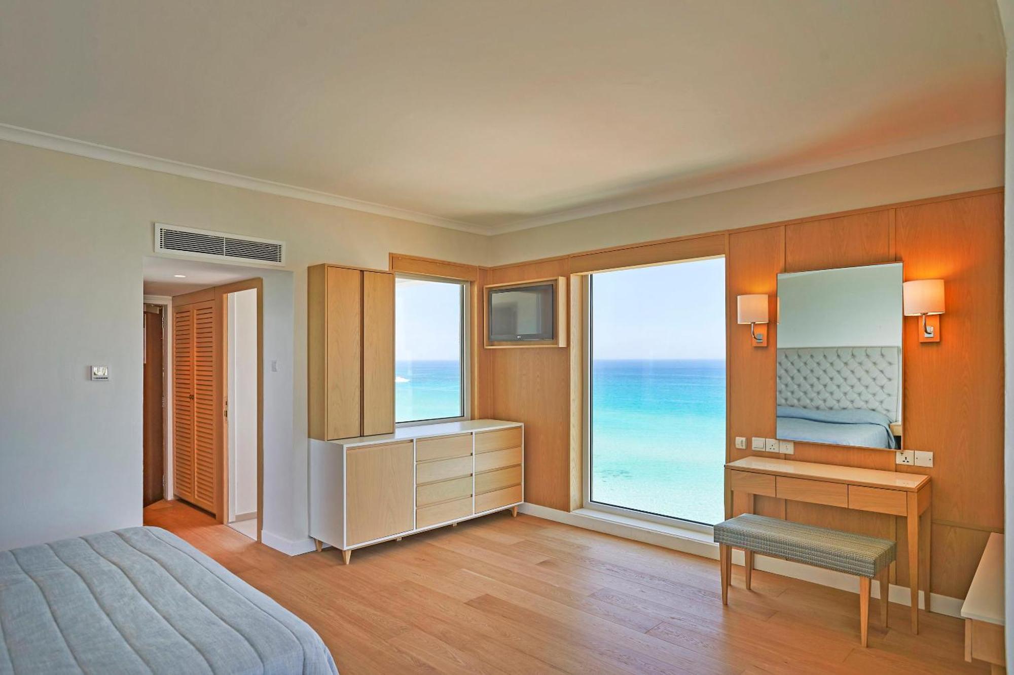 Panoramic Sea View Suite