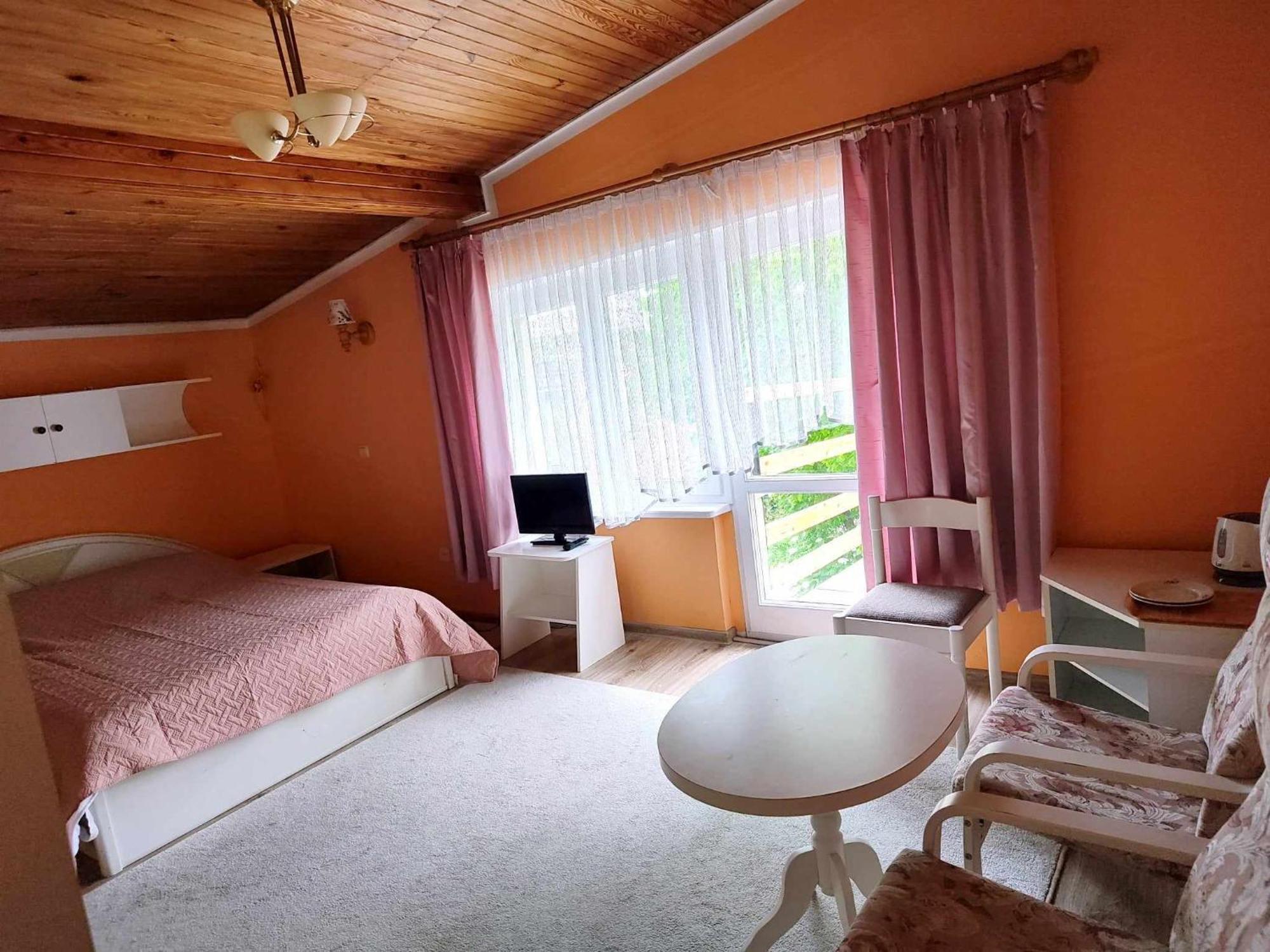 Pokój dwuosobowy z prywatną łazienką