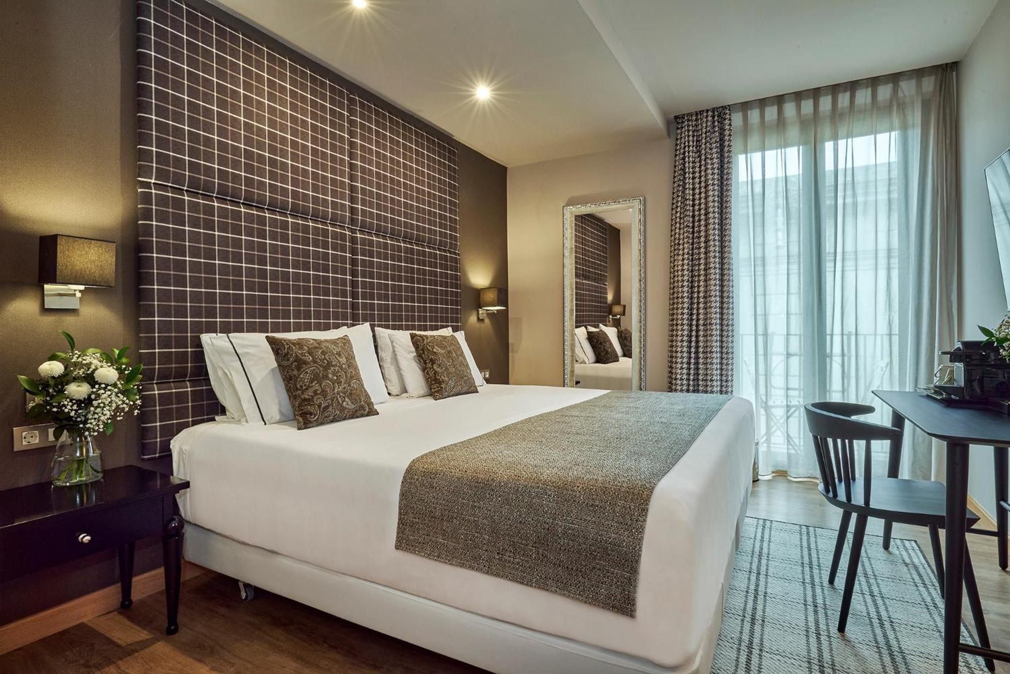 Superior Double or Twin Room with Balcony,1599640734:JPEG