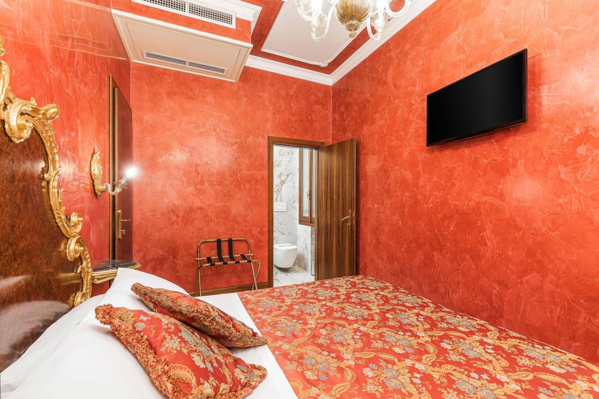 Classic Double or Twin Room,1600558128:JPEG