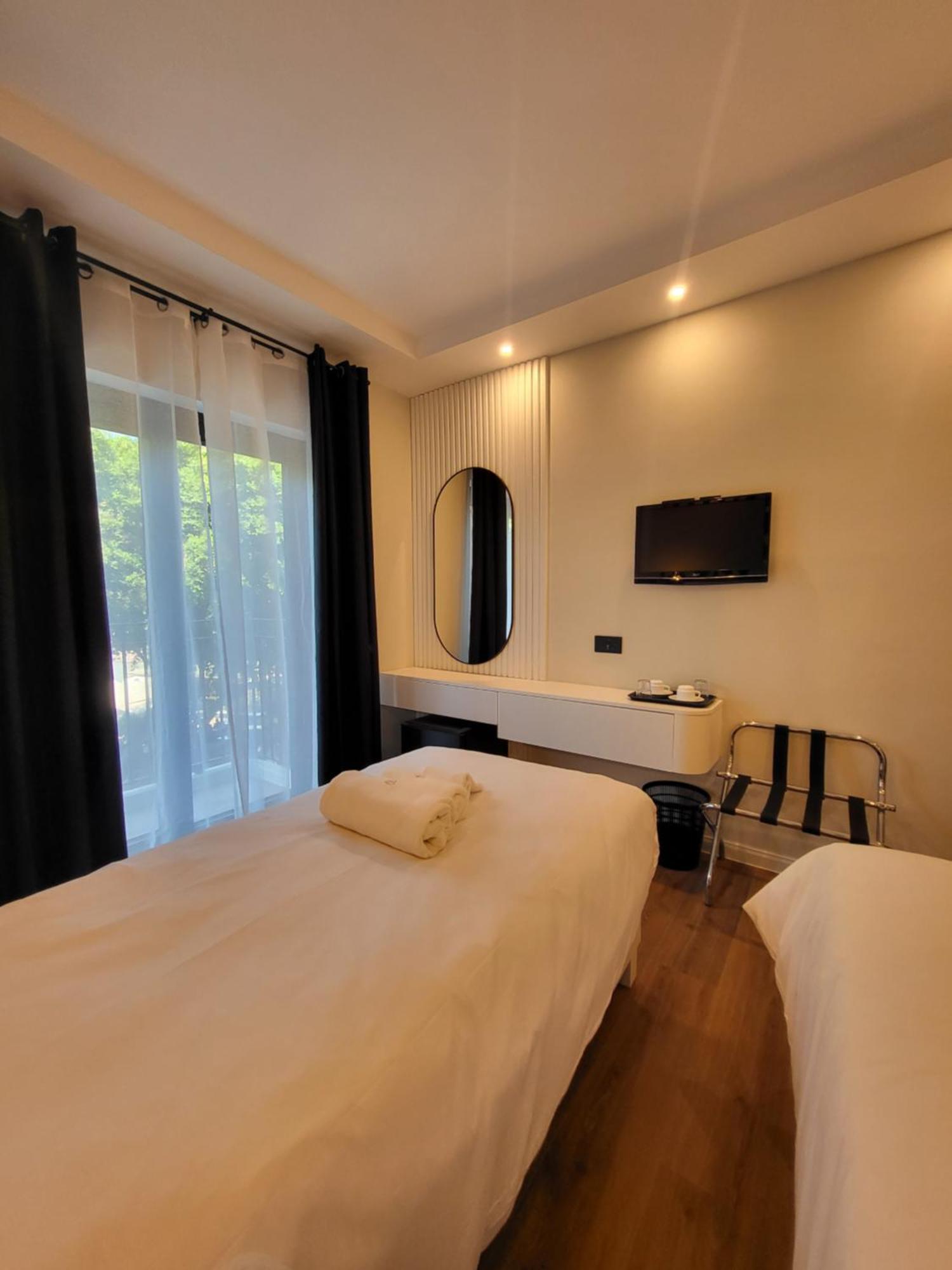 Double or Twin Room Partial Sea View