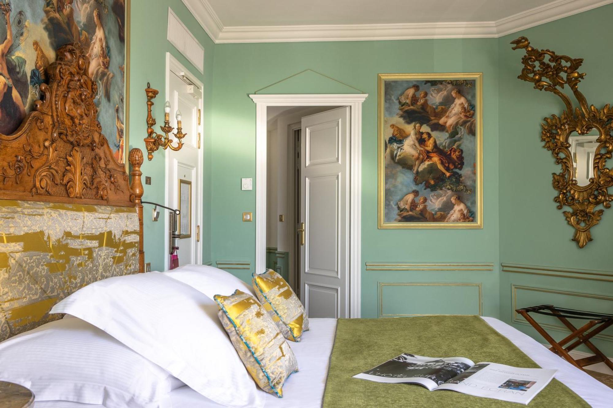 Two Bedroom Suite Sea View