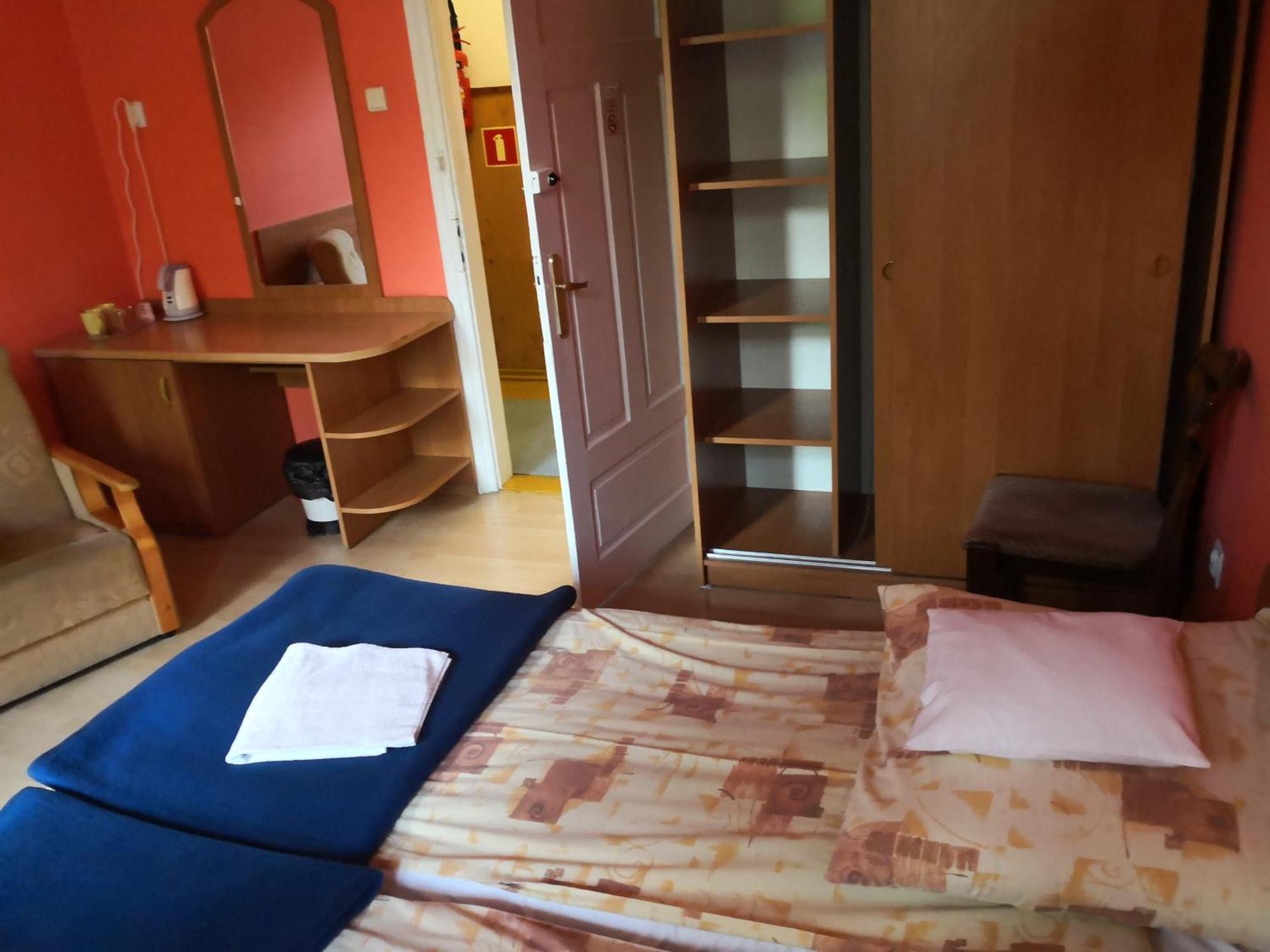 Double Room with Private External Bathroom,1607276250:JPEG
