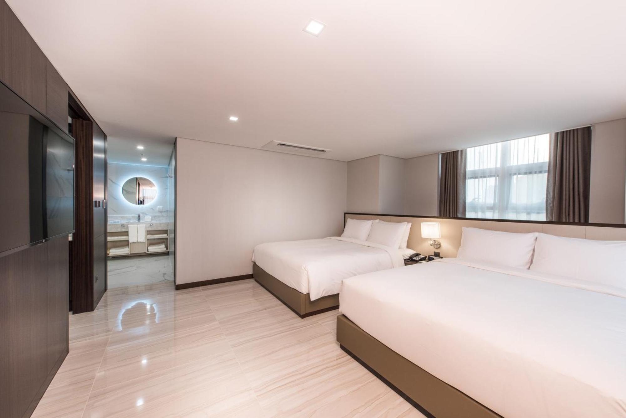 Presidential Suite