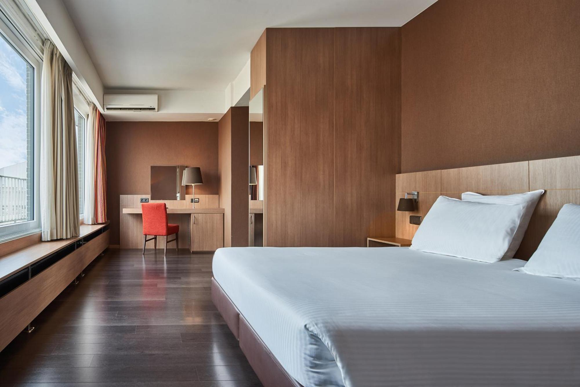 Deluxe Double Room with Balcony,1658064365:JPEG