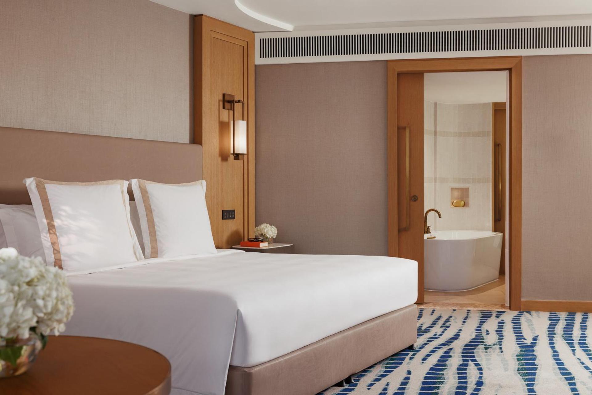 Ocean Family Club Club Privileges Daily & Afternoon Tea Evening Drinks & Canapes