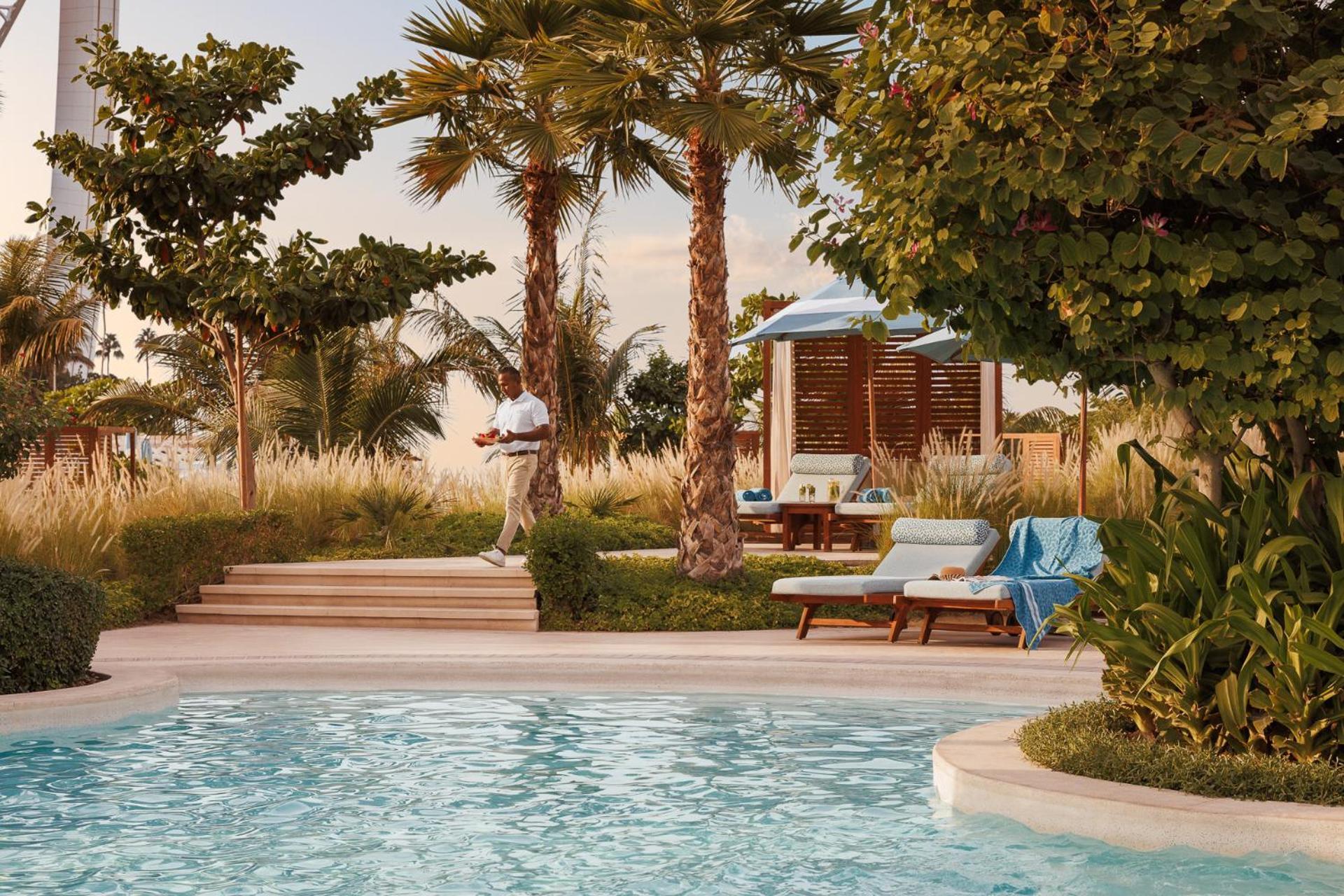 Ocean Family Club Club Privileges Daily & Afternoon Tea Evening Drinks & Canapes