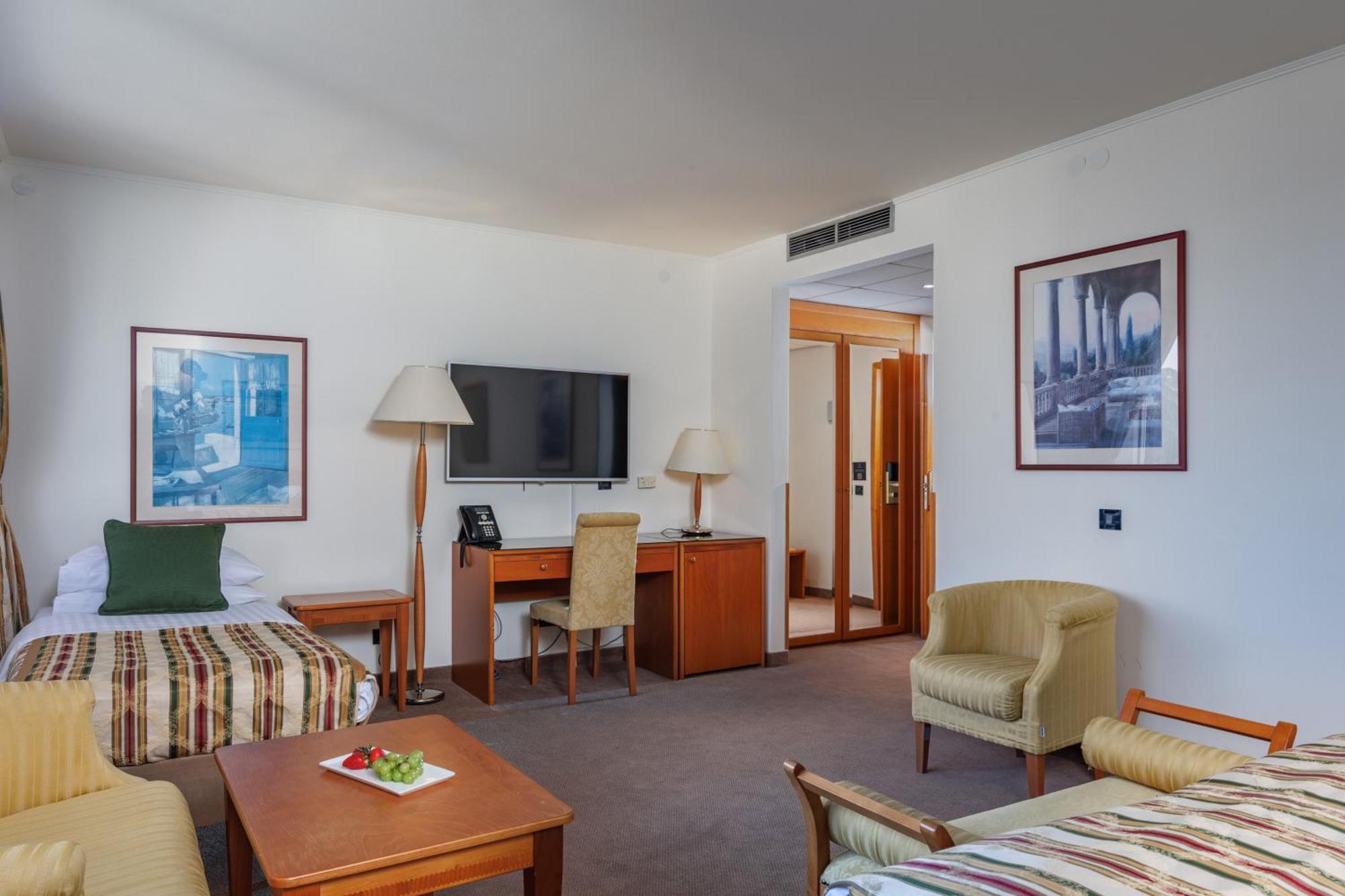 Superior Twin Room Extra Bed