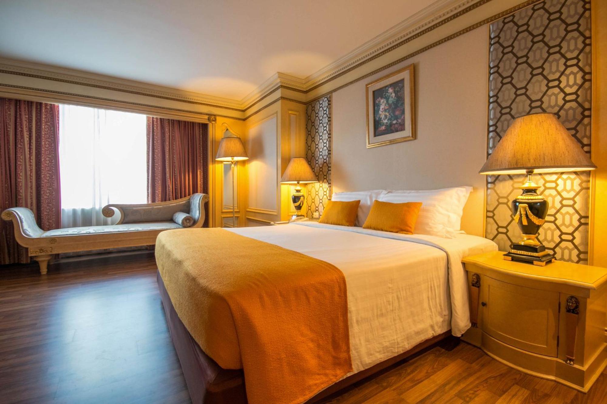 Executive King Suite,1610219065:JPEG