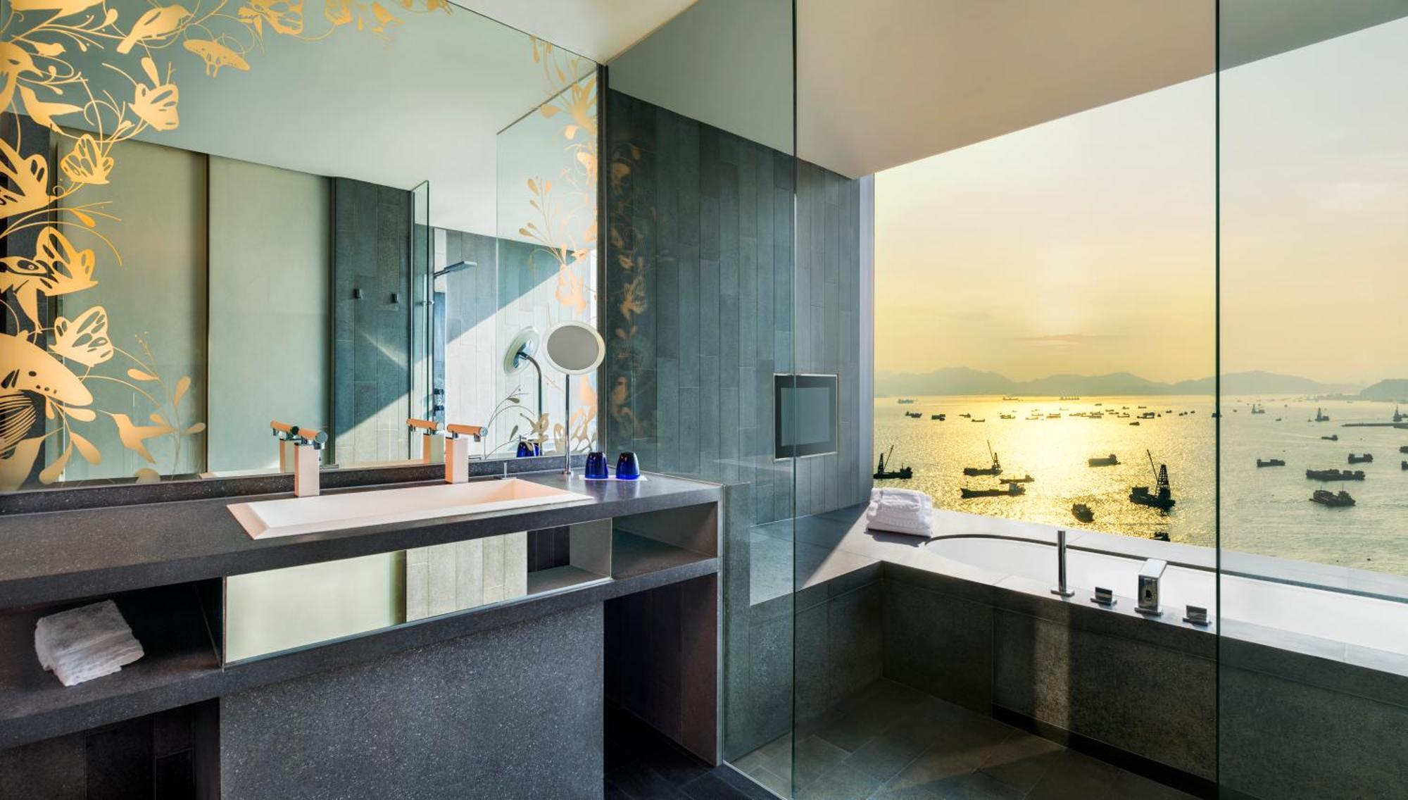Marvelous King Suite Oceanfront View