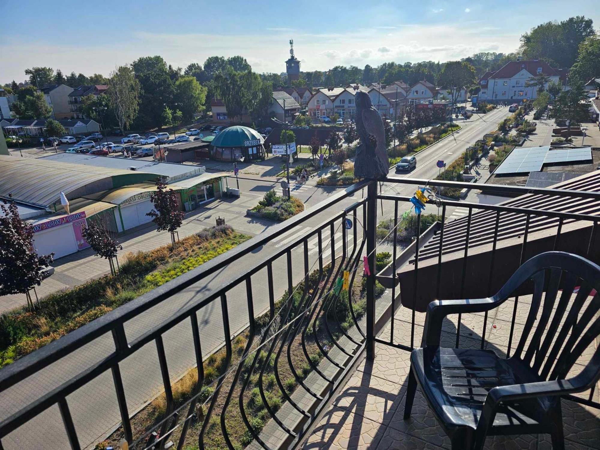 Pokój trzyosobowy z widokiem na miasto