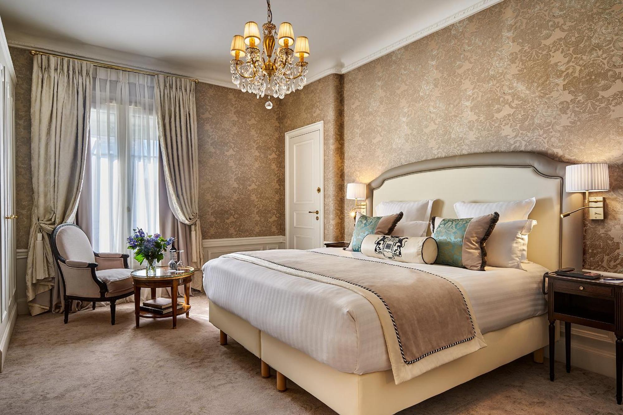 Executive room rue de la Paix View