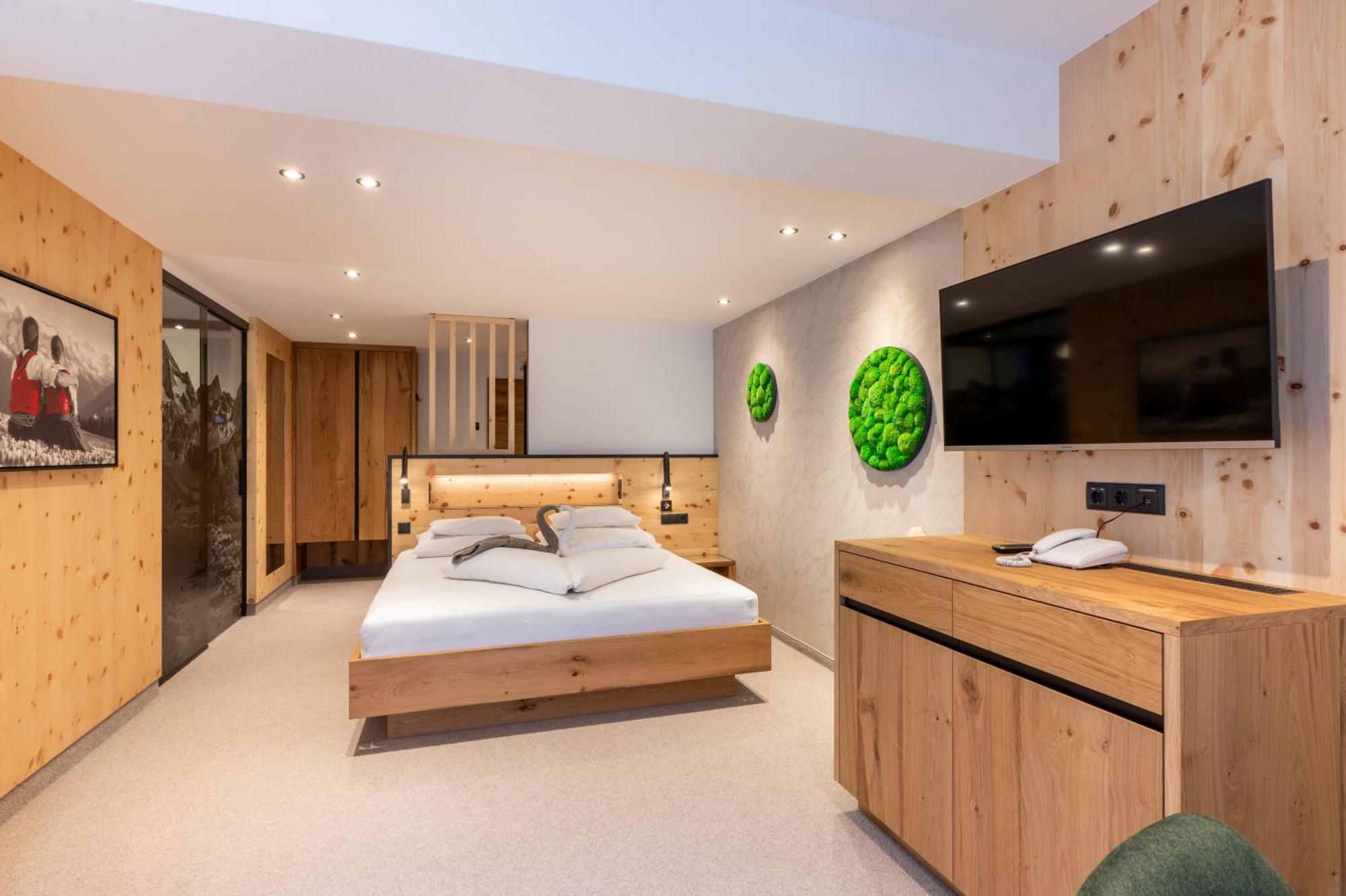 One-Bedroom Suite