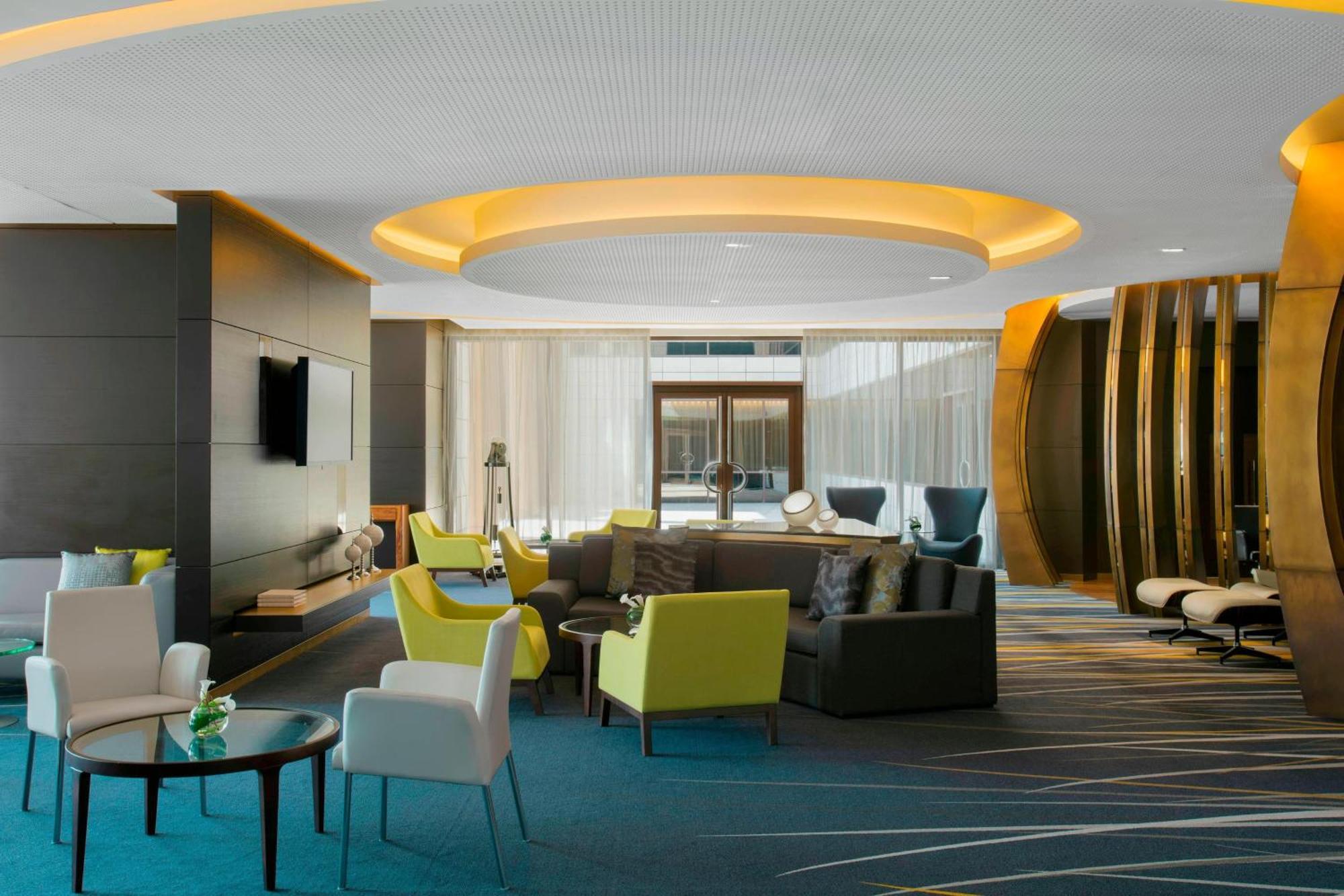 Executive Room City View King Bed access to Executive Club Lounge
