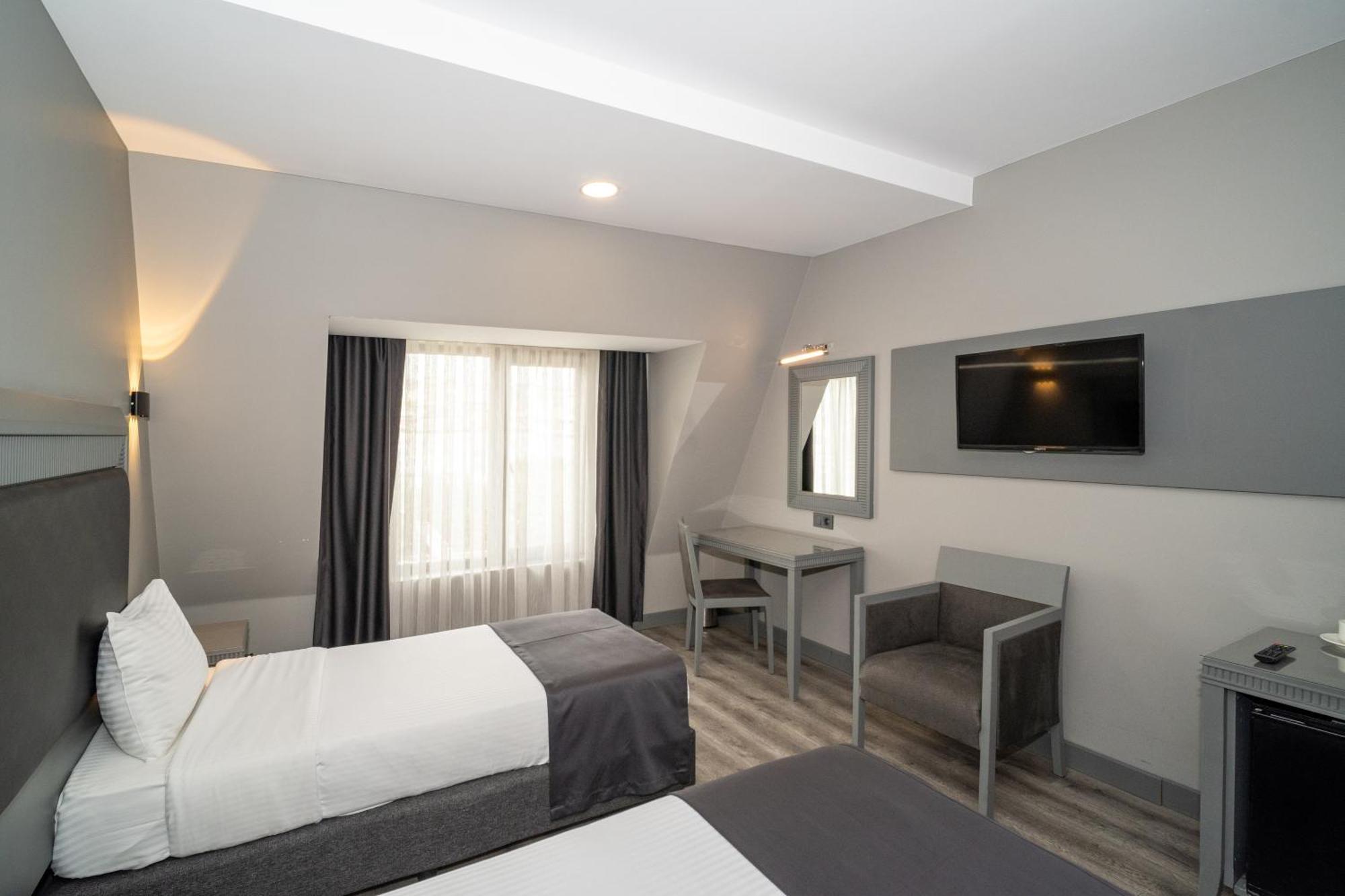 Standard Twin Room,1613417304:JPEG