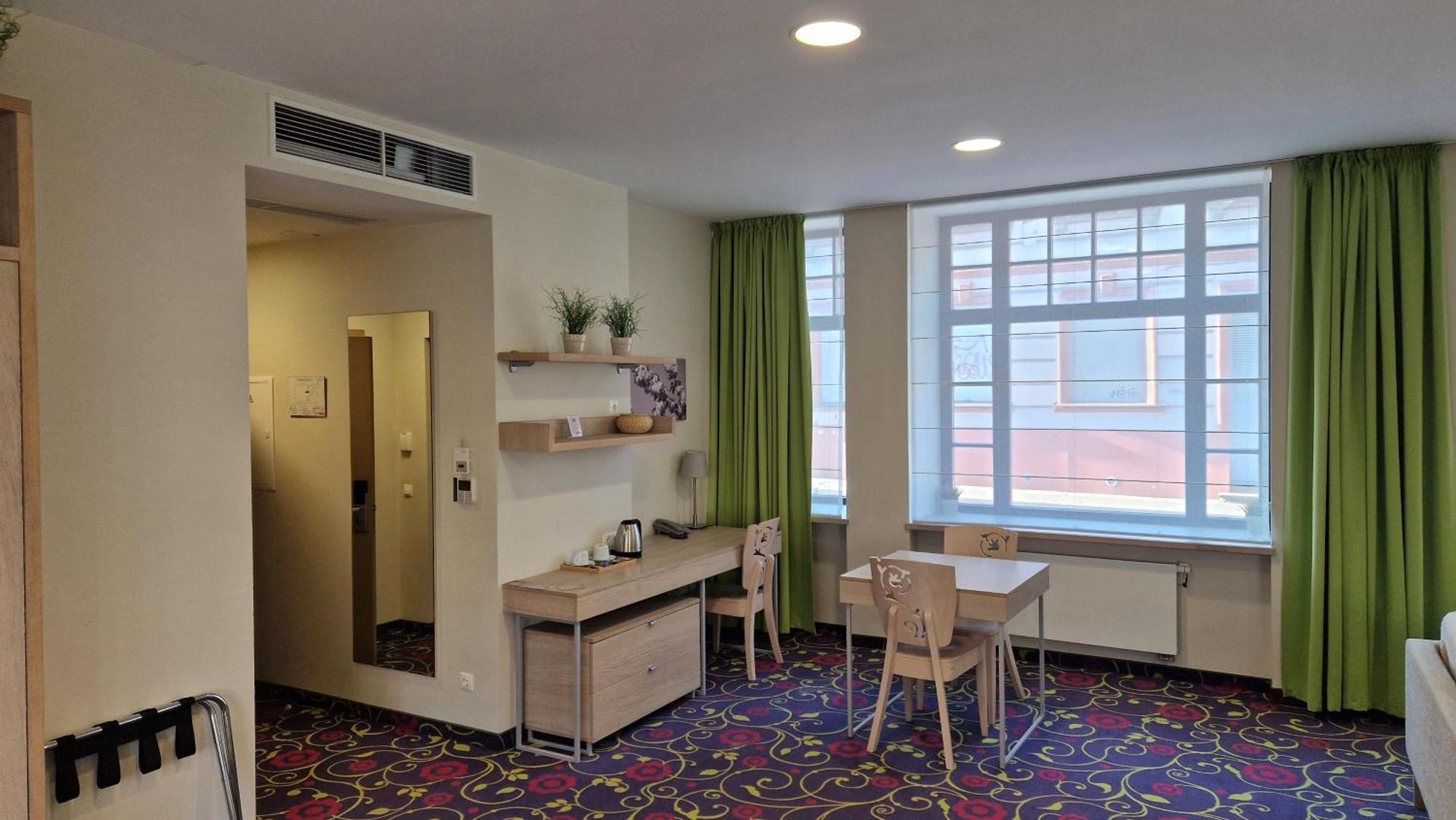 Deluxe Suite
