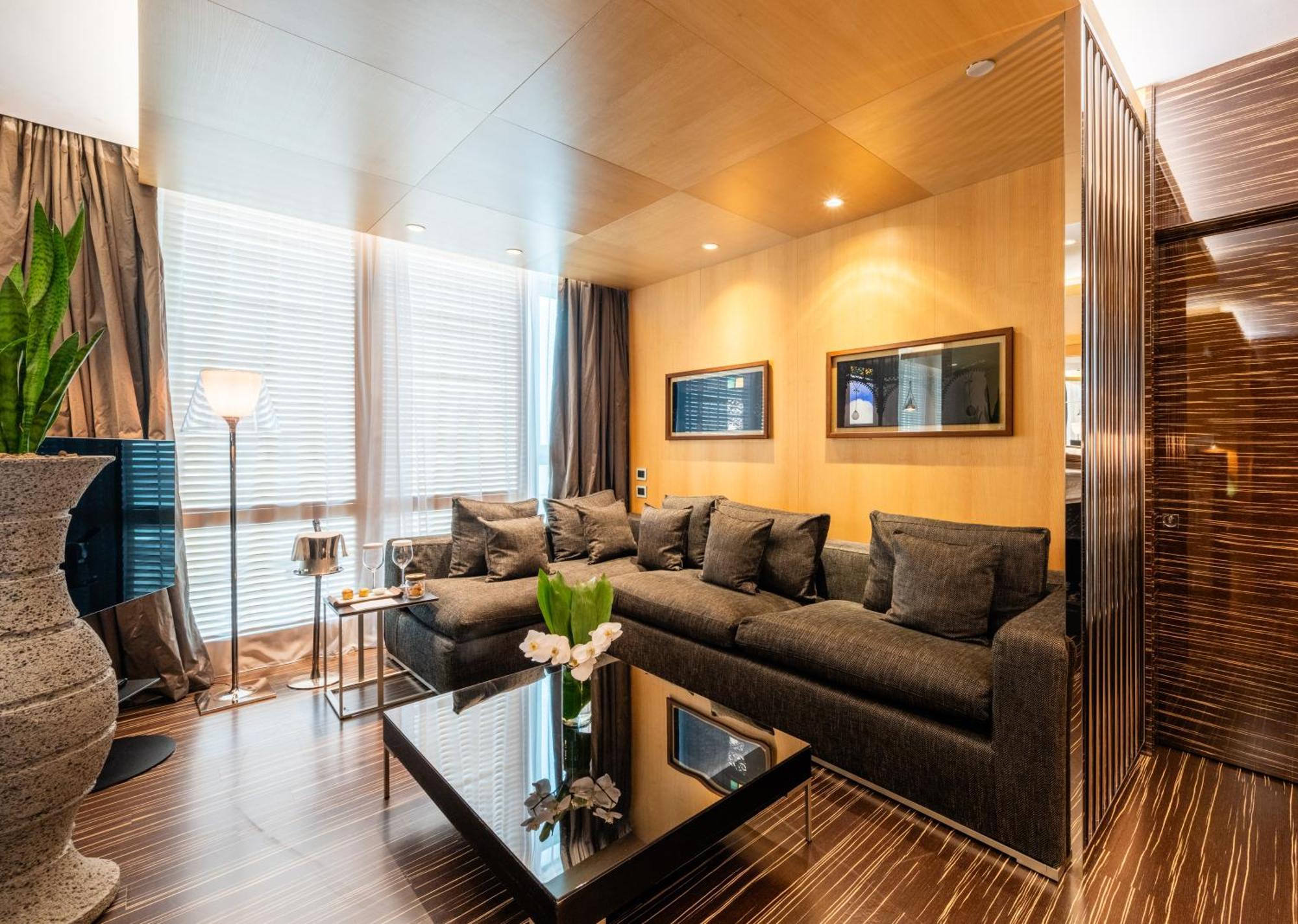 Apartament typu Deluxe Suite z widokiem na port