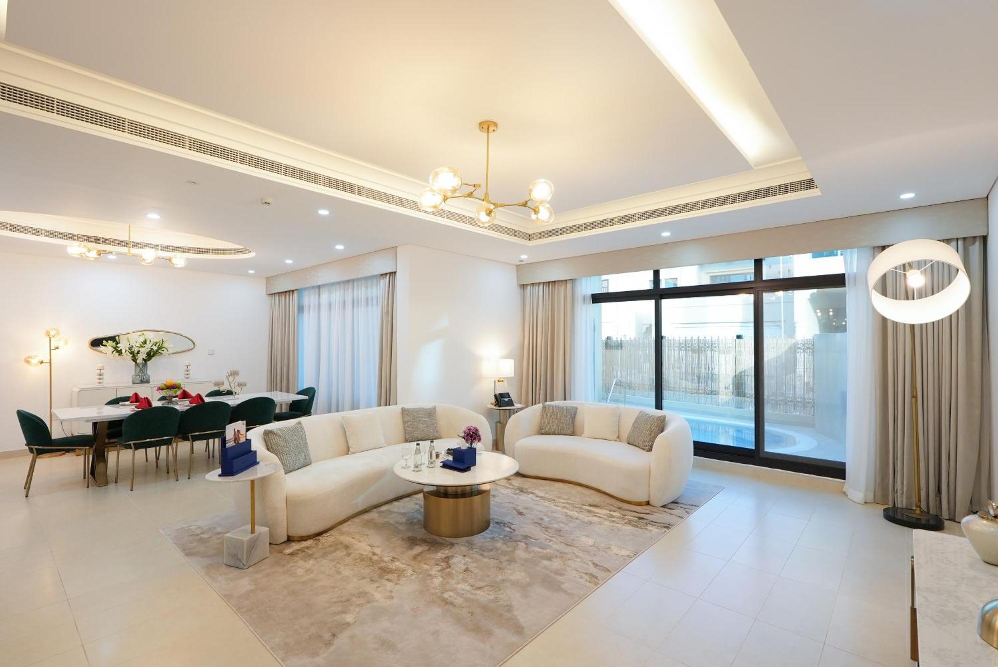 Majestic Private Pool Five Bedroom Suite on F&B Heart of Kite Beach