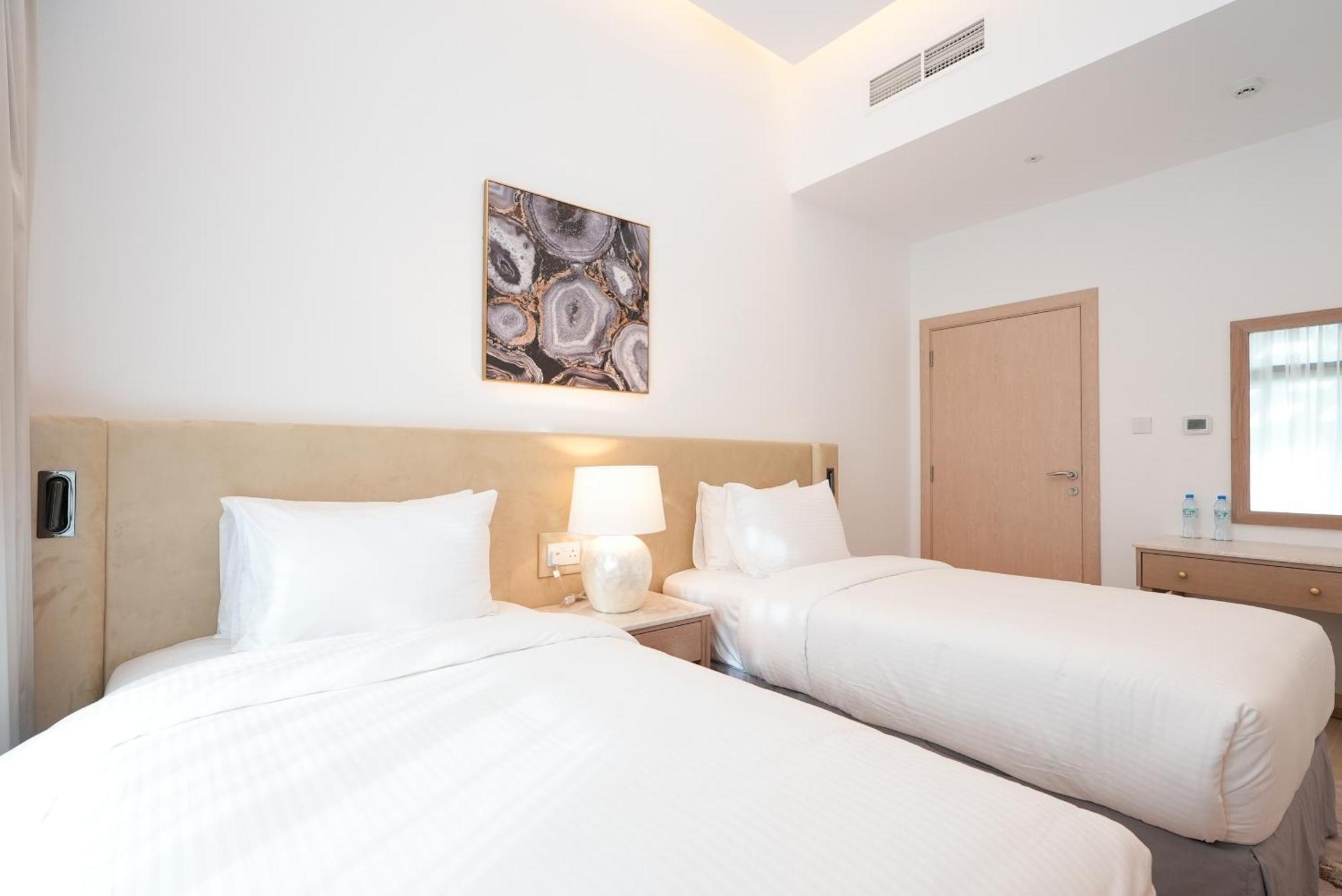 Majestic Private Pool Five Bedroom Suite on F&B Heart of Kite Beach