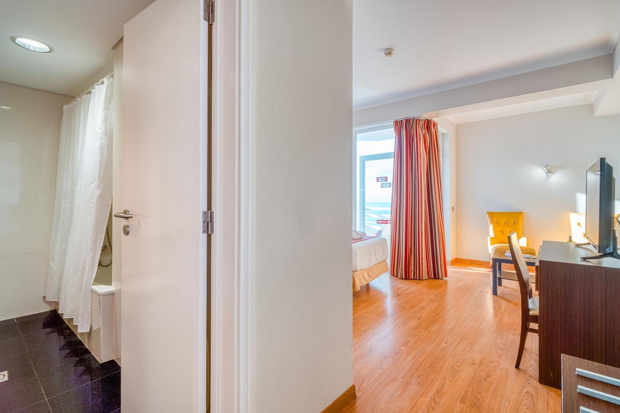 Superior Double or Twin Room Sea View