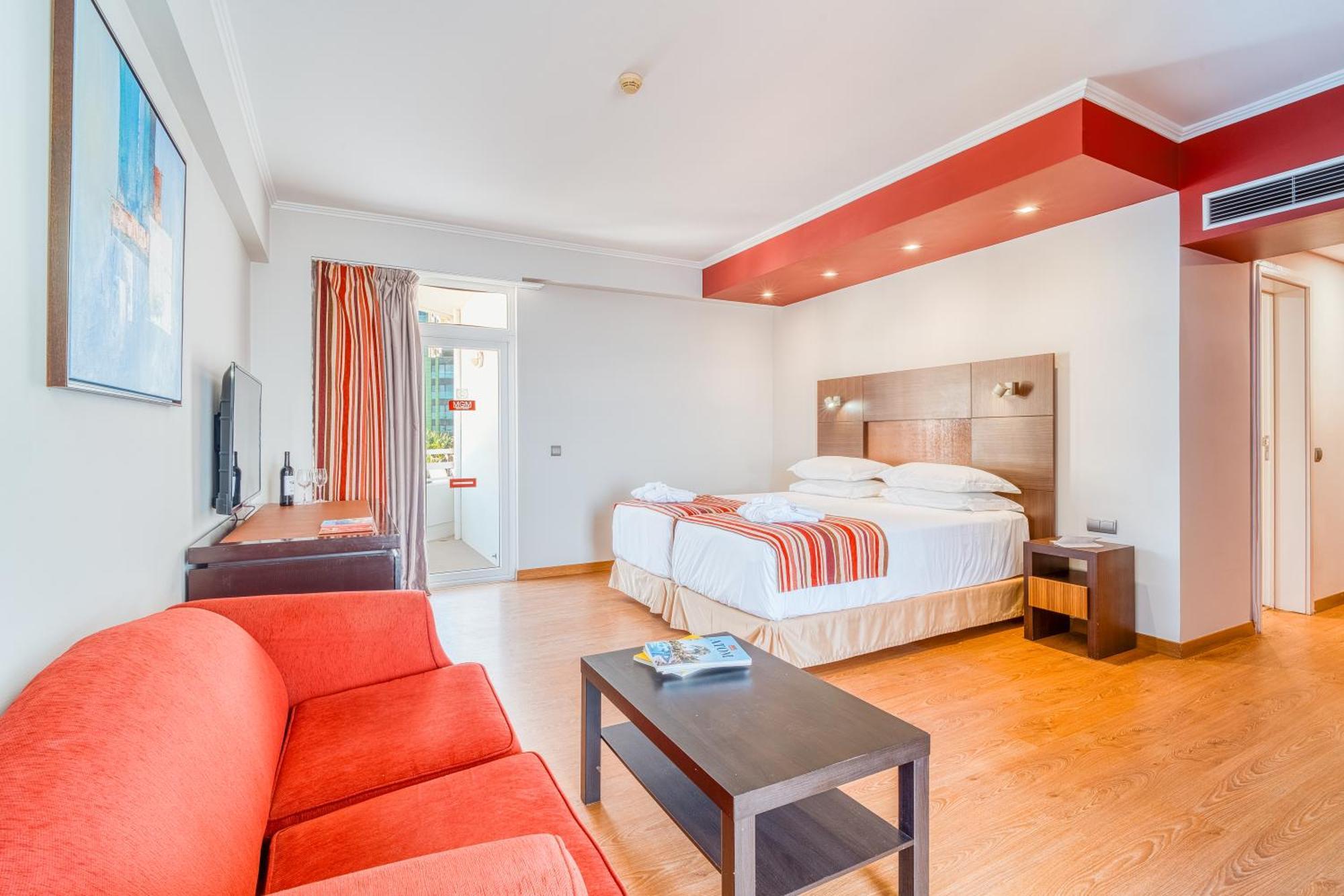 Deluxe Double or Twin Room Sea View