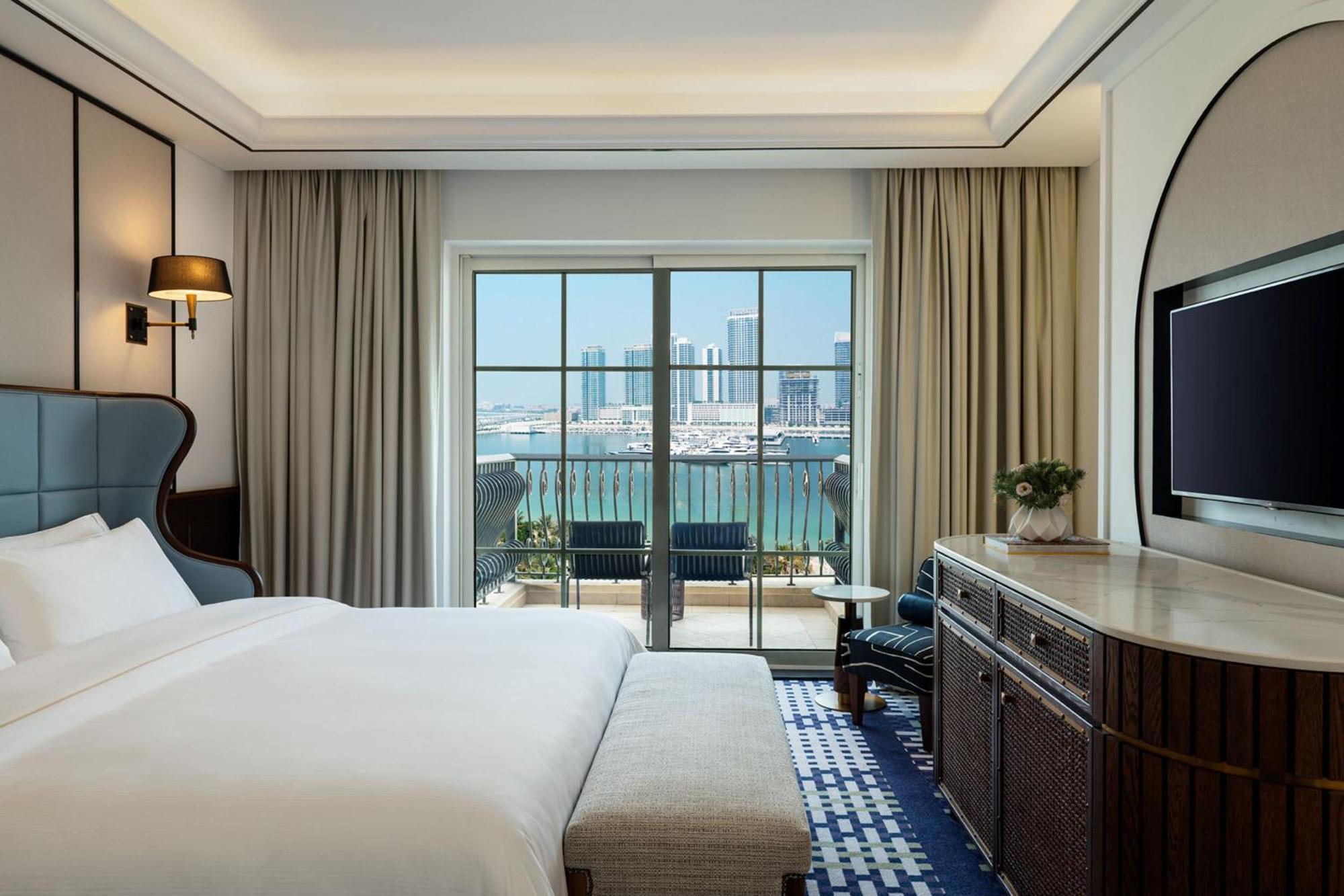 Penthouse Suite Duplex Sea View 2 Bedroom Suite Balcony 1 King 2 Queens & Sofa bed Dubai Airport Transfers Happy Hour Afternoon tea Club Lounge & Jungle Bay Waterpark access