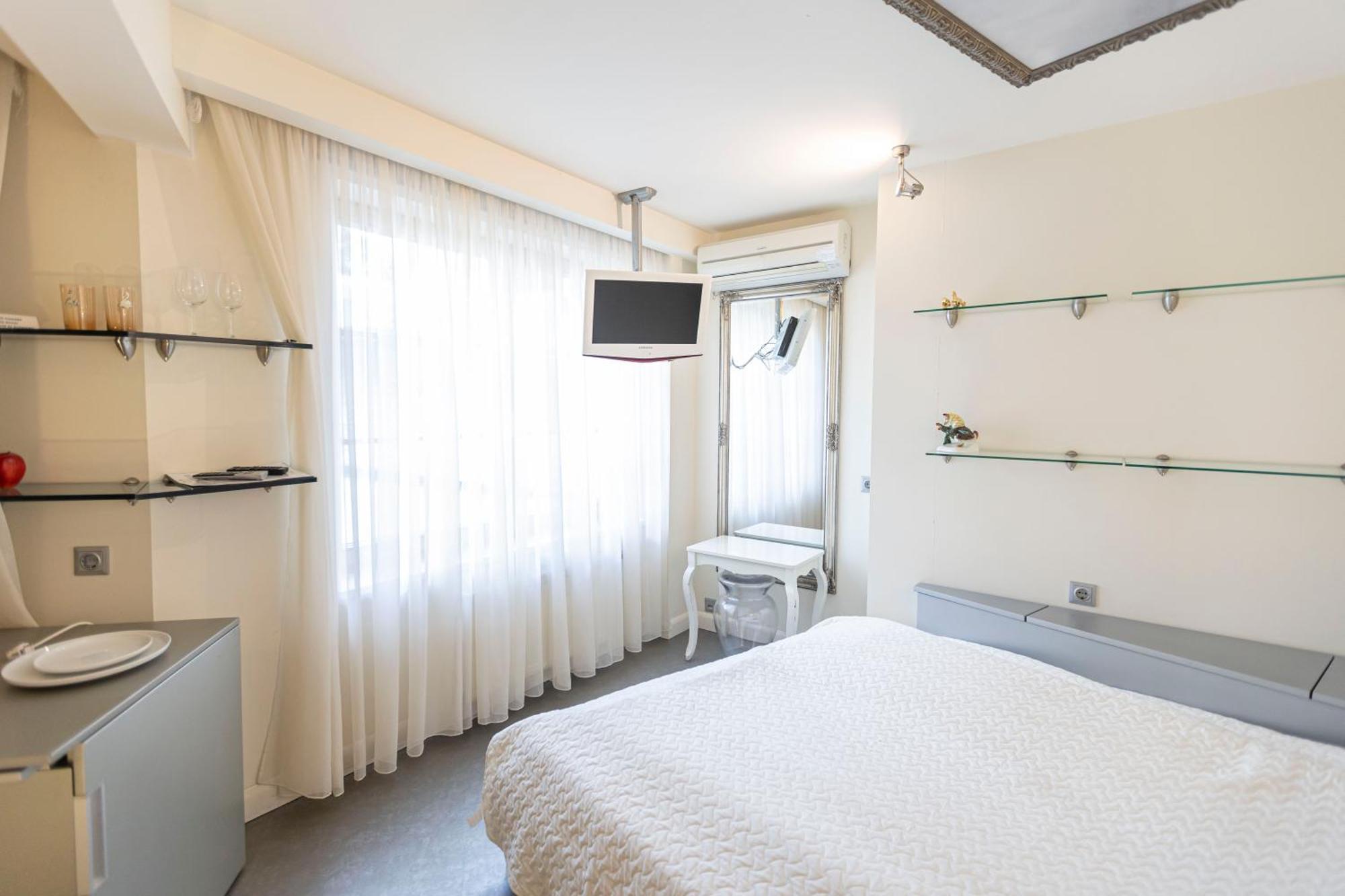 Design Double Room