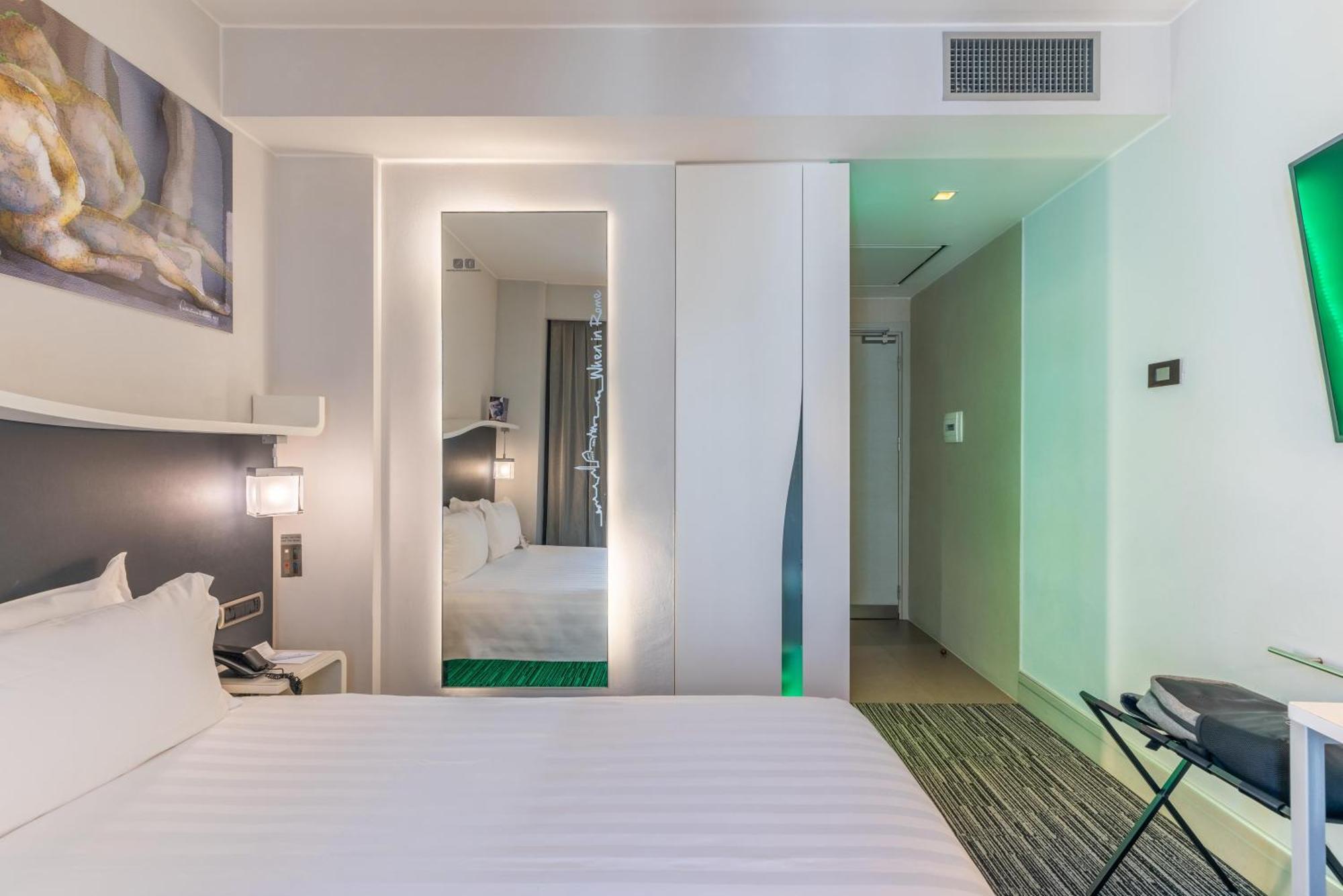 Small Double Room with French Bed,1622866636:JPEG