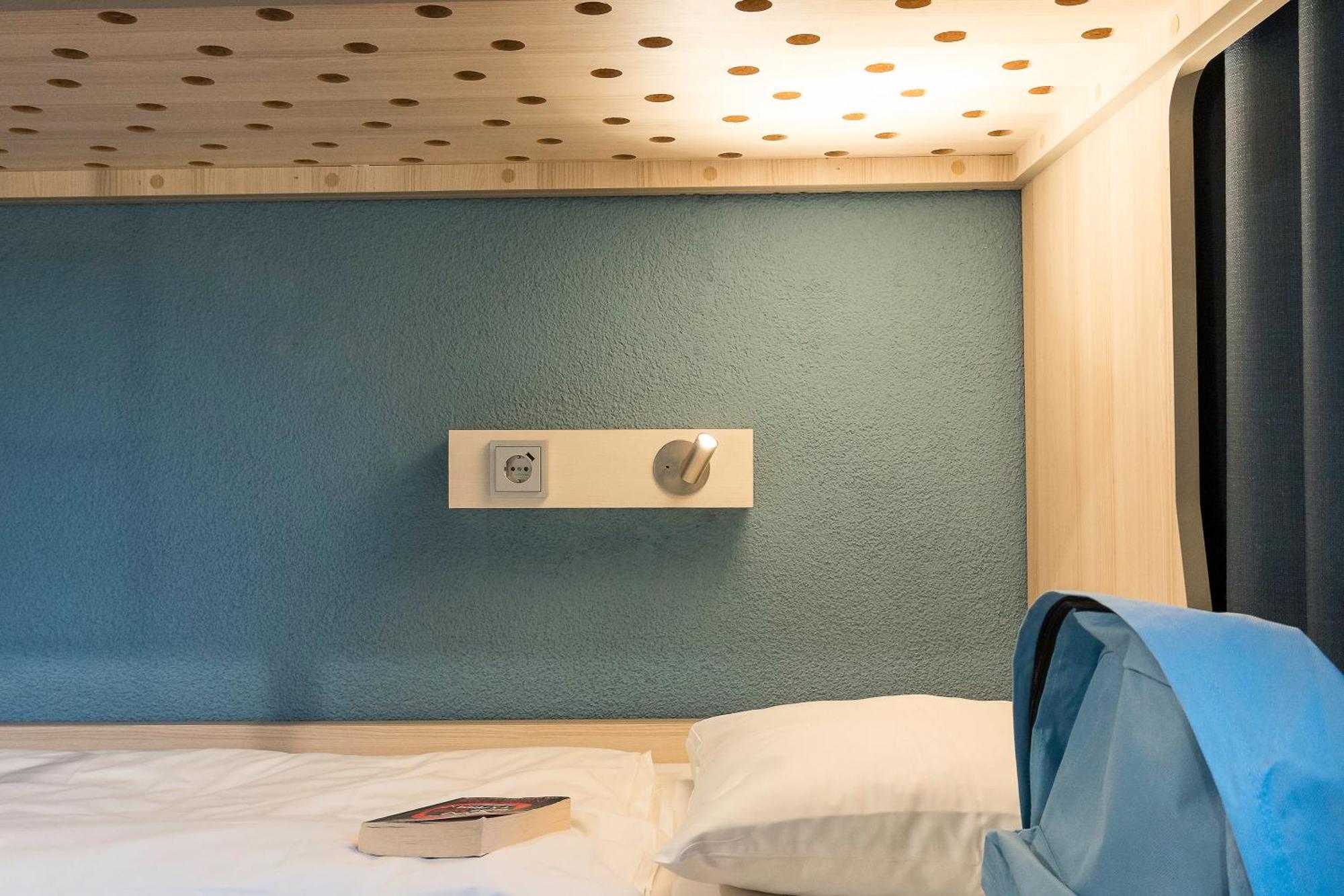 5-Bed Room
