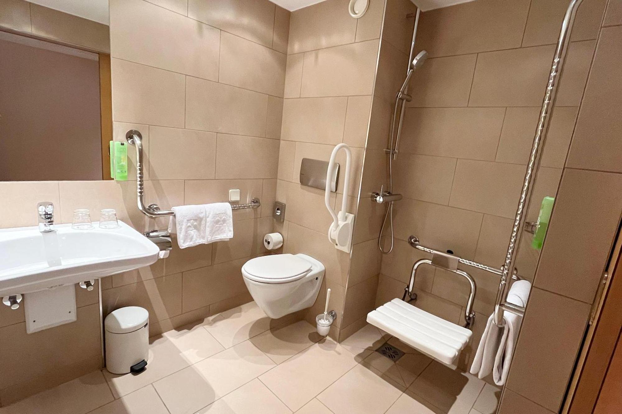 Twin Room Disability Access