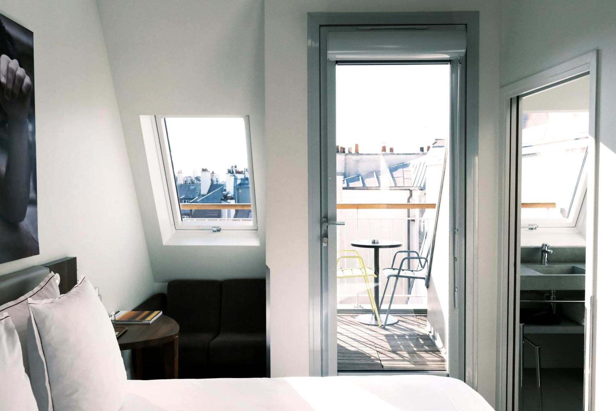 Double Room City View Top Floor
