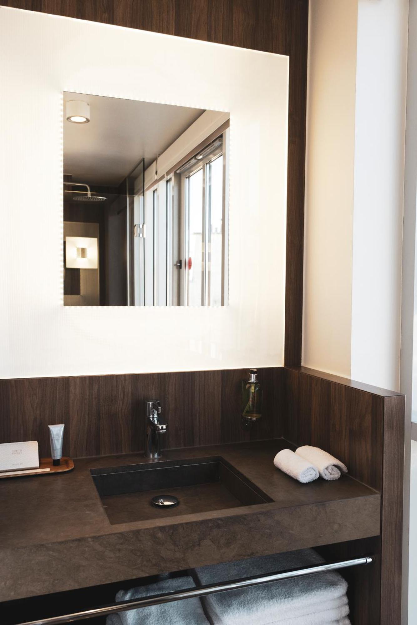 Design Double Room