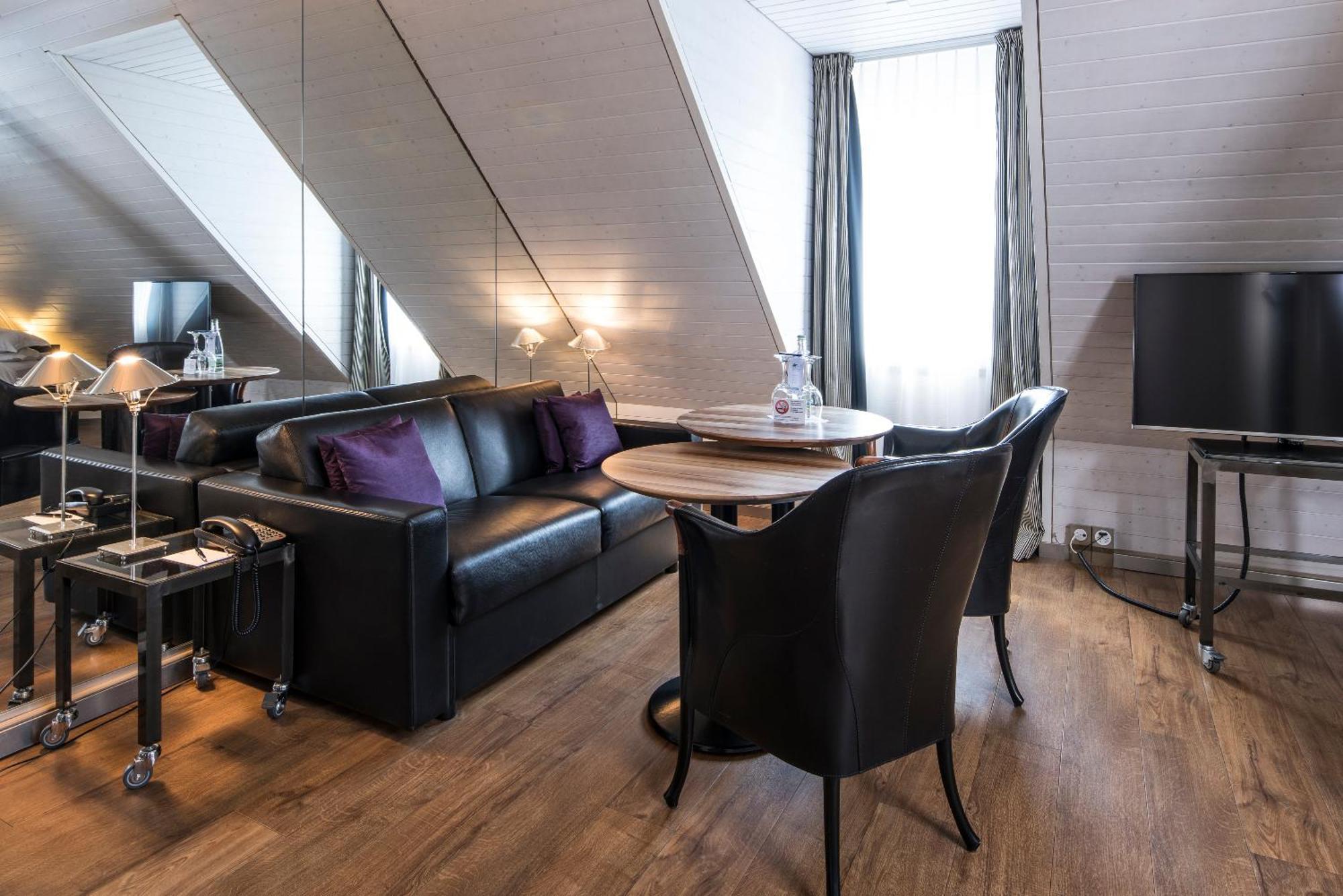 Junior Suite View on the Old Town